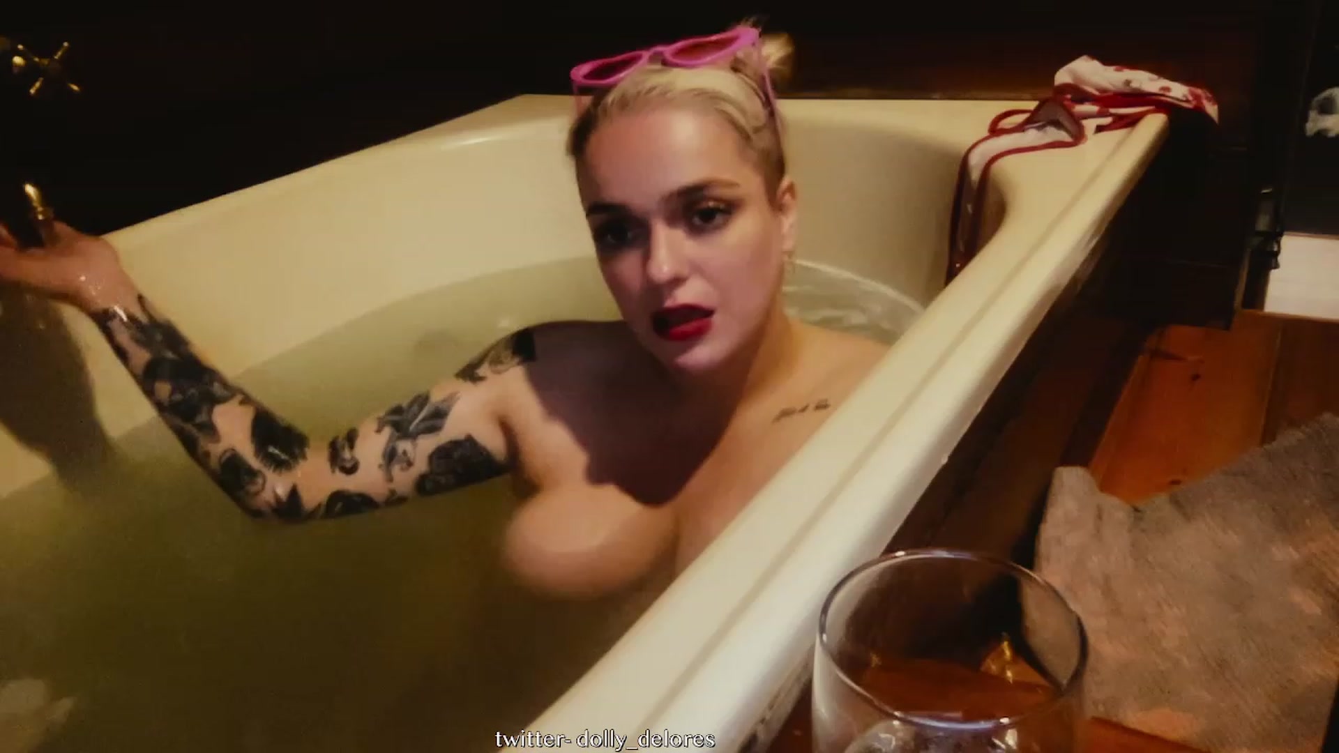 Gallery image thumbnail from DollyDelores's myfreecams stream on, 07/23/2023, 16:30 image 4 of 20