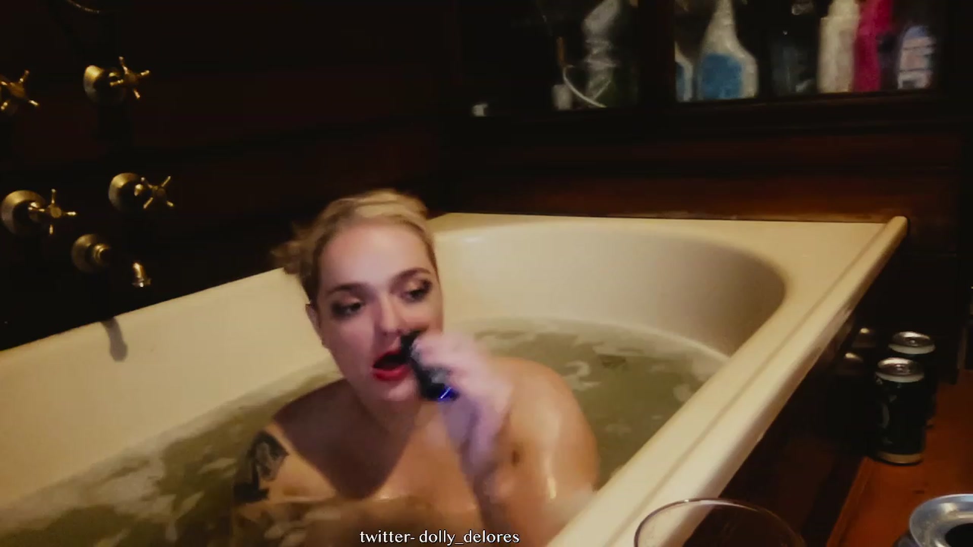 Gallery image thumbnail from DollyDelores's myfreecams stream on, 07/23/2023, 17:52 image 8 of 20