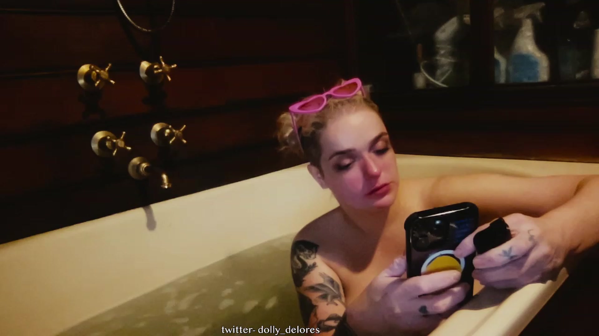 Gallery image thumbnail from DollyDelores's myfreecams stream on, 07/23/2023, 18:41 image 20 of 20