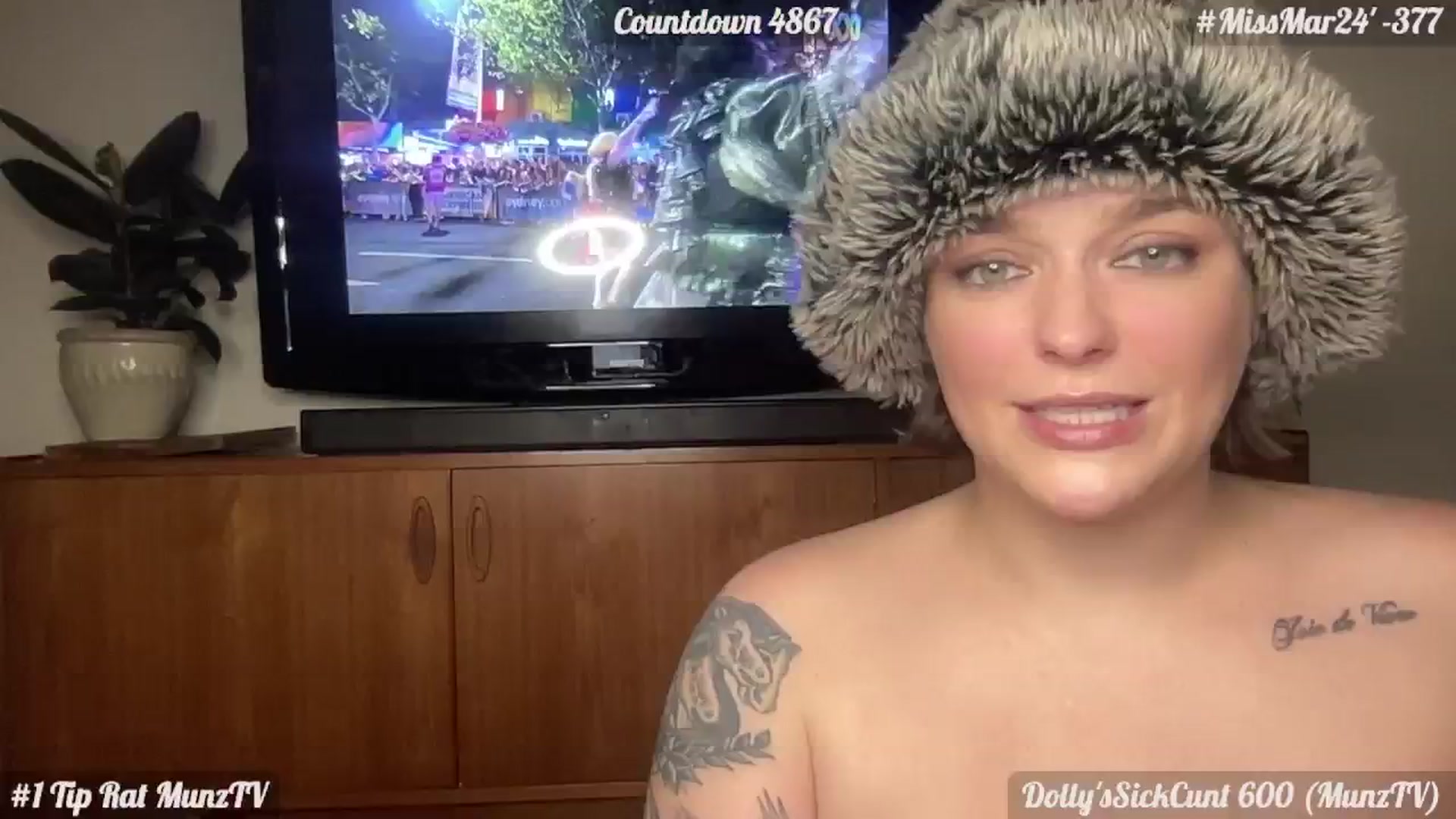 Gallery image thumbnail from DollyDelores's myfreecams stream on, 03/02/2024, 10:08 image 19 of 20
