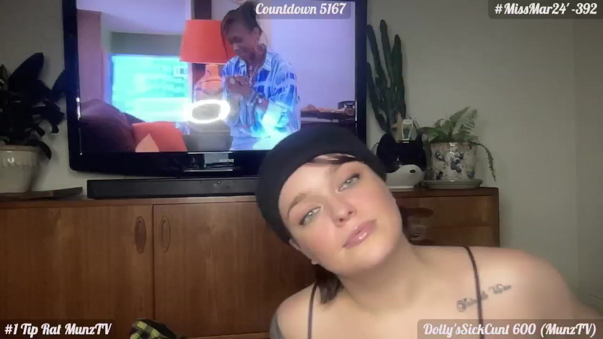Gallery image thumbnail from DollyDelores's myfreecams stream on, 03/02/2024, 10:08 image 13 of 20