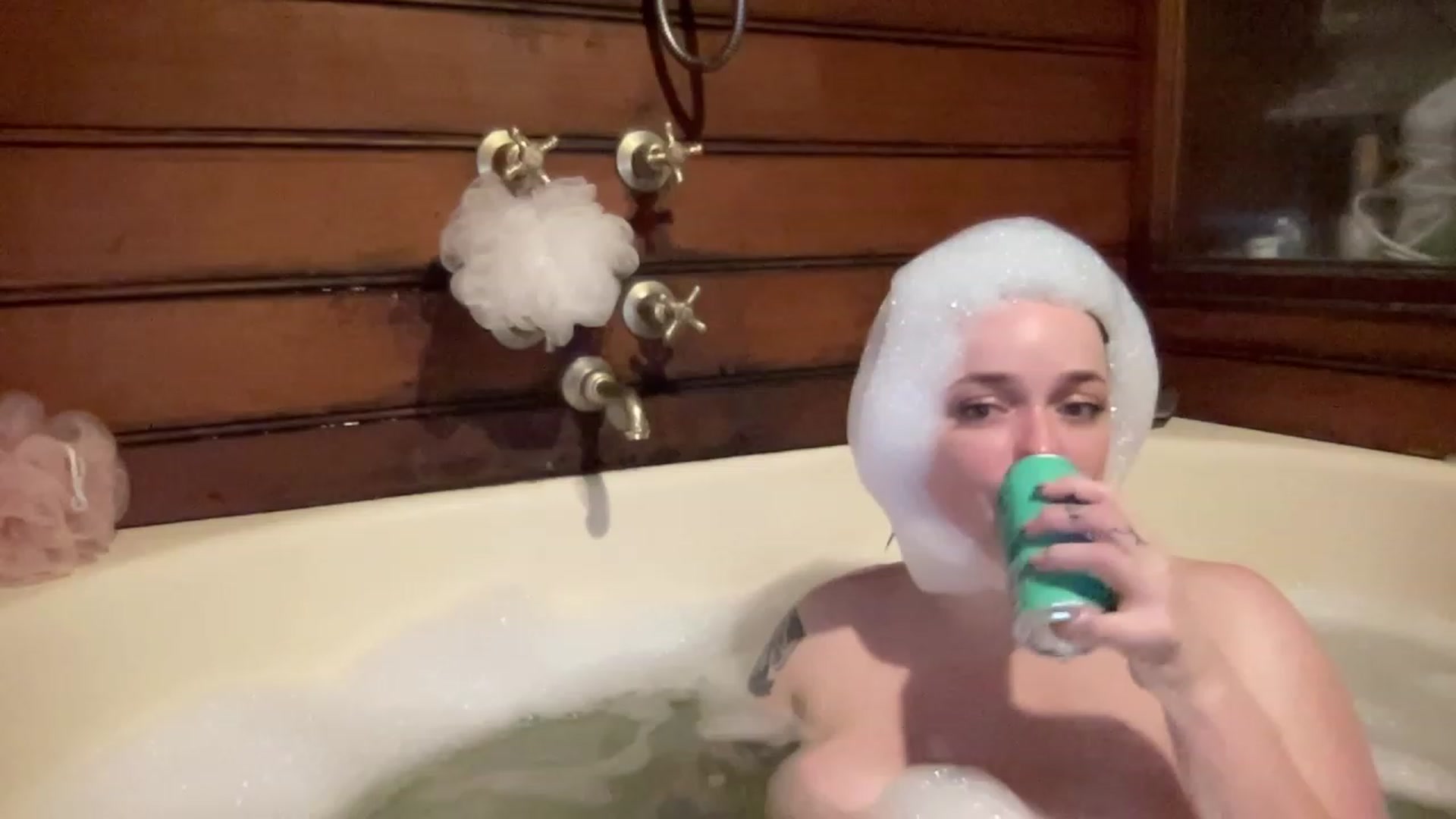 Gallery image thumbnail from DollyDelores's myfreecams stream on, 03/13/2024, 12:20 image 12 of 20
