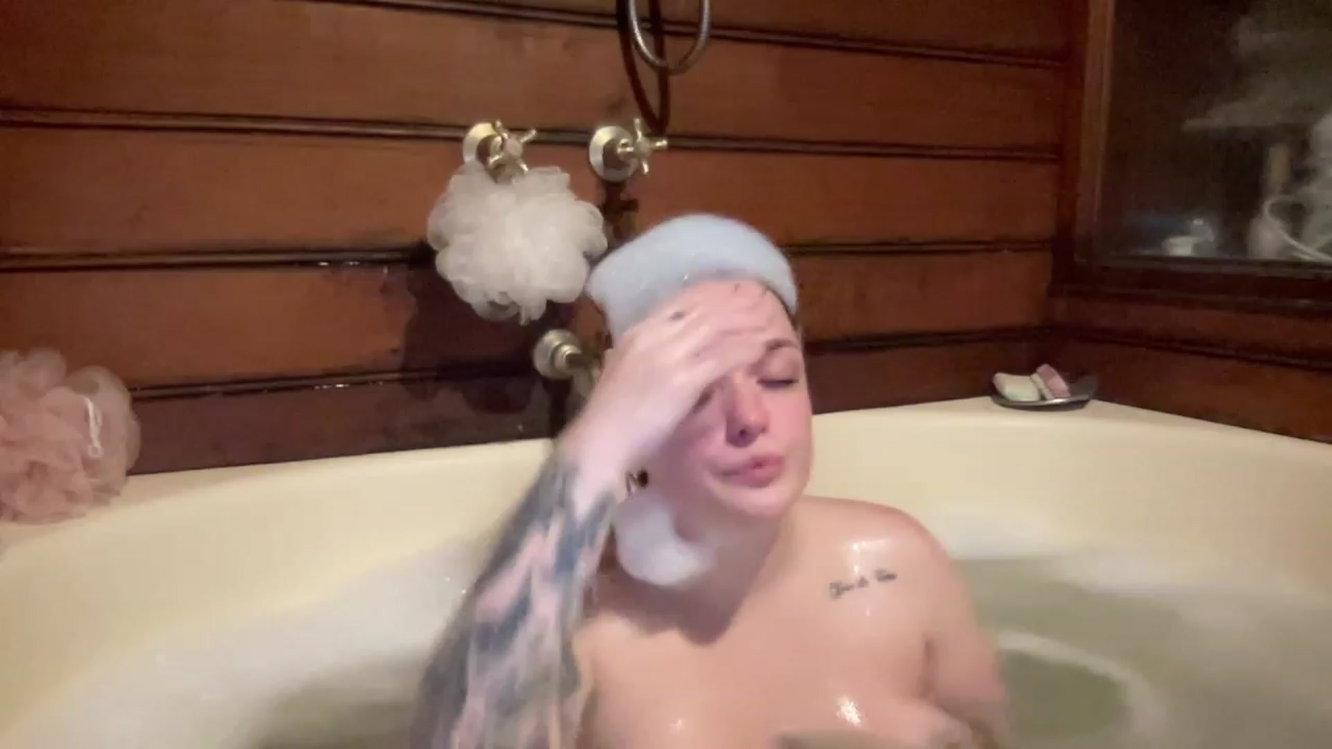 Gallery image thumbnail from DollyDelores's myfreecams stream on, 03/13/2024, 12:20 image 15 of 20