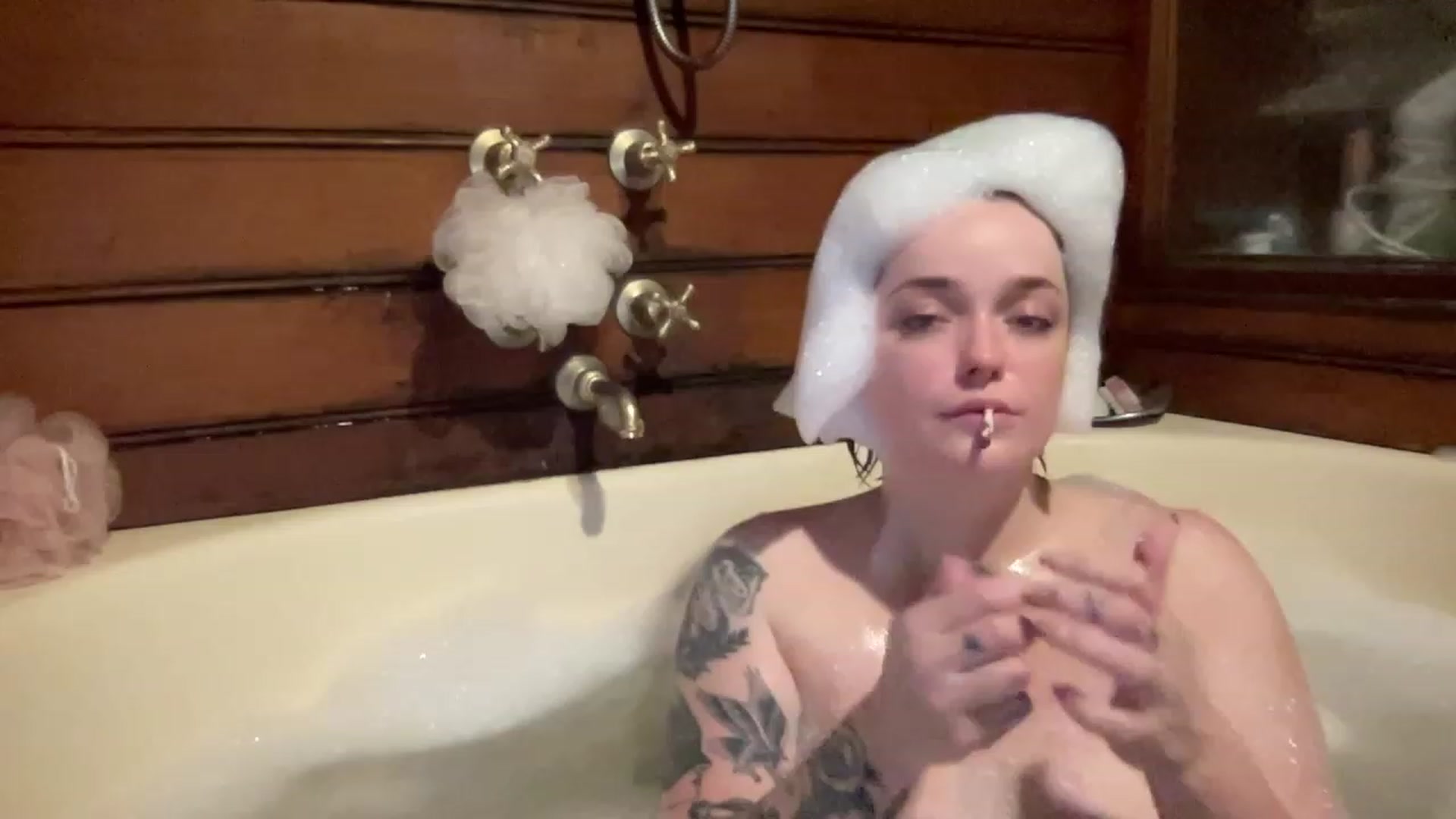 Gallery image thumbnail from DollyDelores's myfreecams stream on, 03/13/2024, 12:20 image 6 of 20