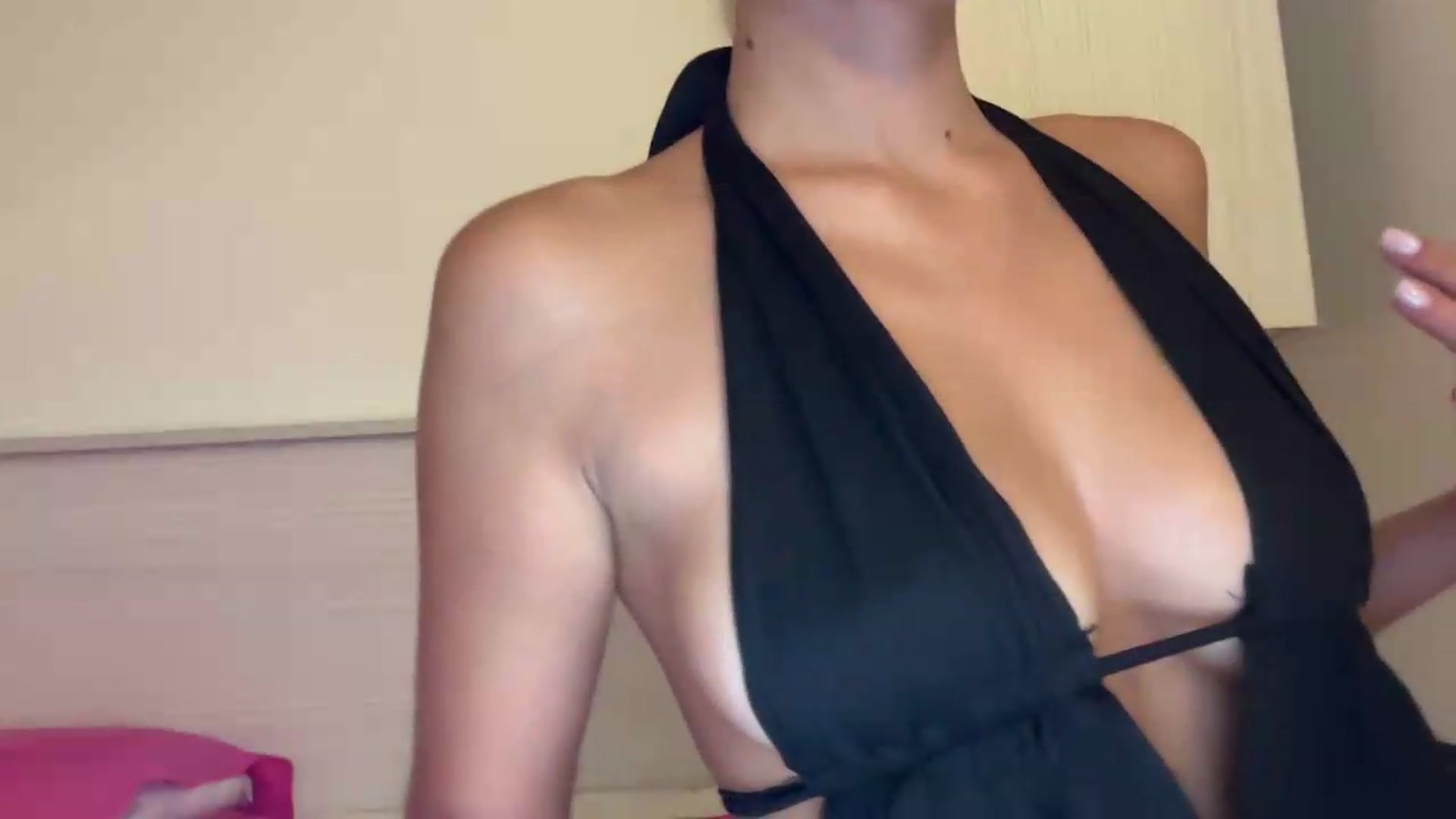 Gallery image thumbnail from DollySin's myfreecams stream on, 05/02/2026, 18:34 image 14 of 20