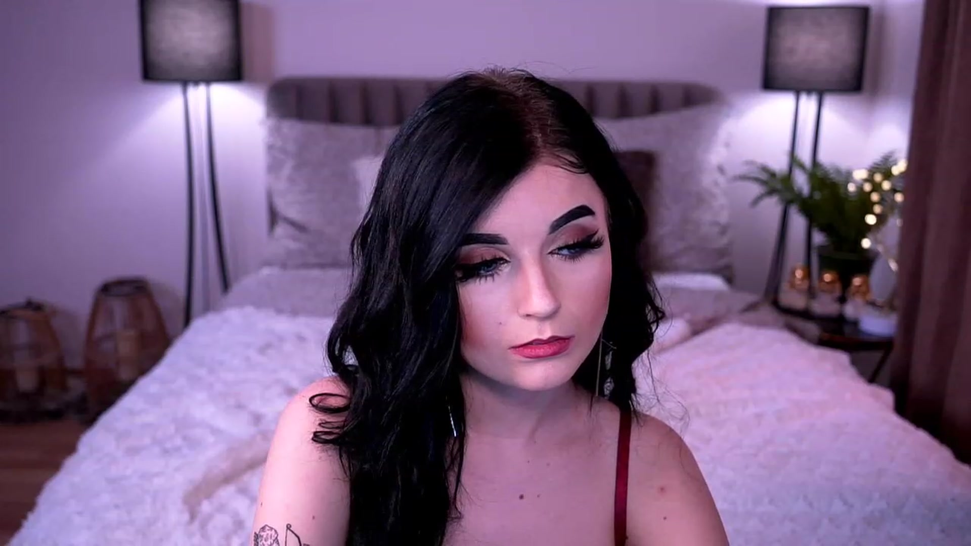 Gallery image thumbnail from Dolly_nn's myfreecams stream on, 04/03/2023, 20:56 image 9 of 20