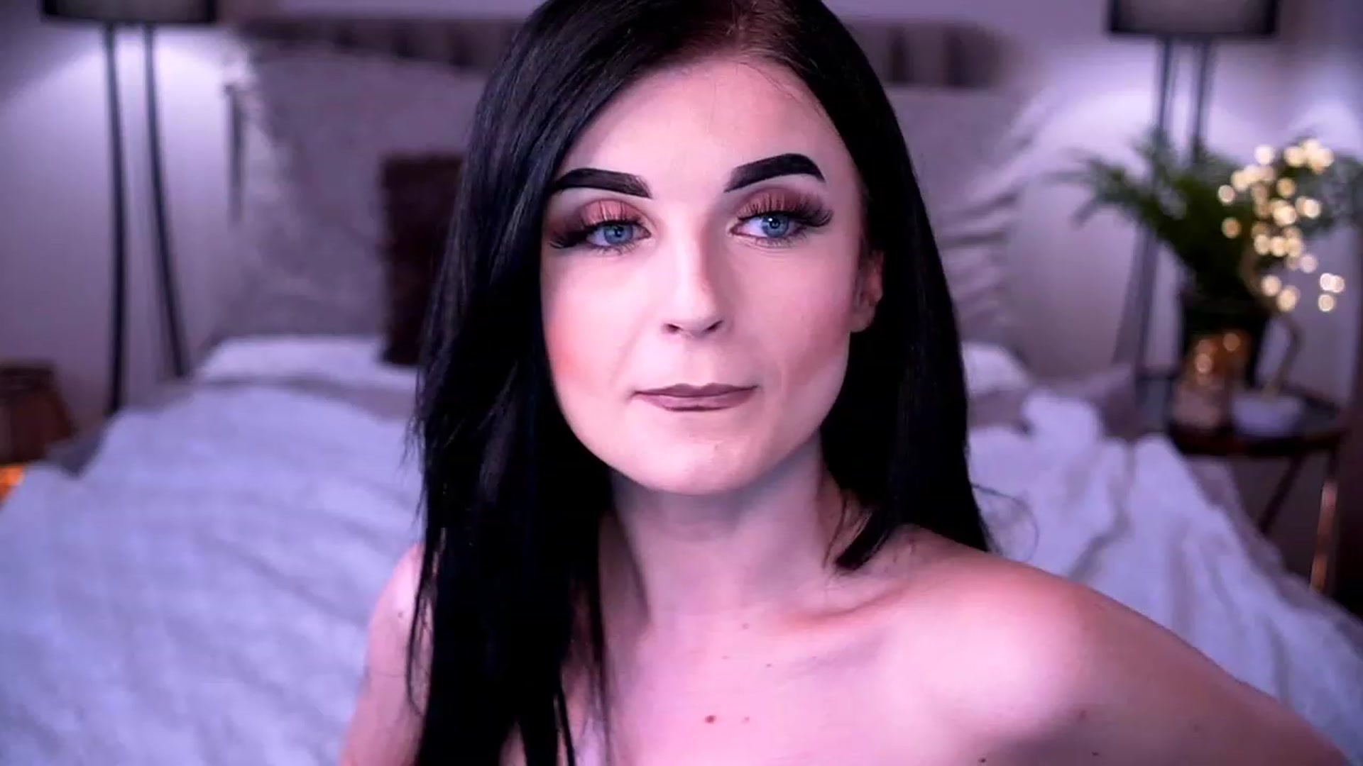 Gallery image thumbnail from Dolly_nn's myfreecams stream on, 04/07/2023, 18:02 image 20 of 20