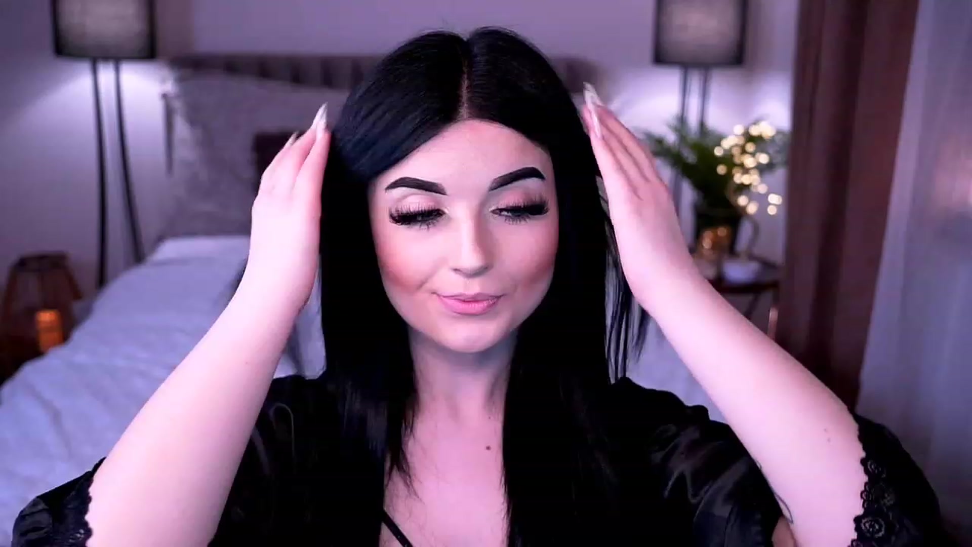 Gallery image thumbnail from Dolly_nn's myfreecams stream on, 04/09/2023, 16:47 image 3 of 20
