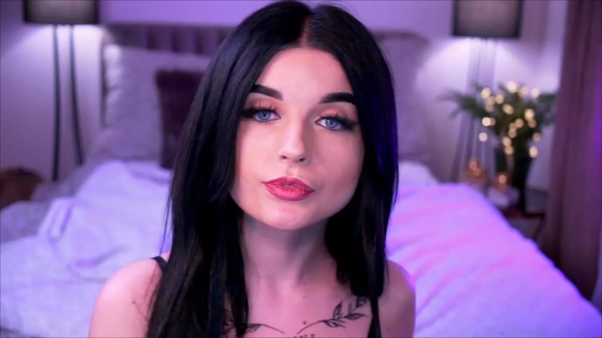 Gallery image thumbnail from Dolly_nn's myfreecams stream on, 04/22/2023, 09:33 image 1 of 20