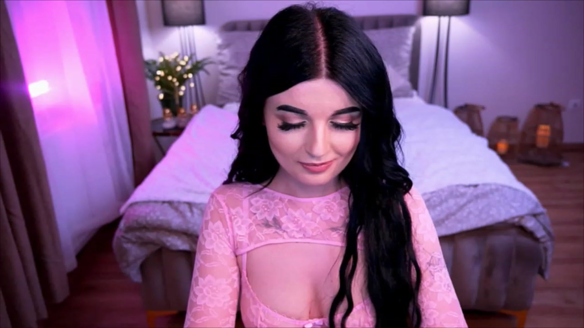 Gallery image thumbnail from Dolly_nn's myfreecams stream on, 04/23/2023, 21:46 image 10 of 20