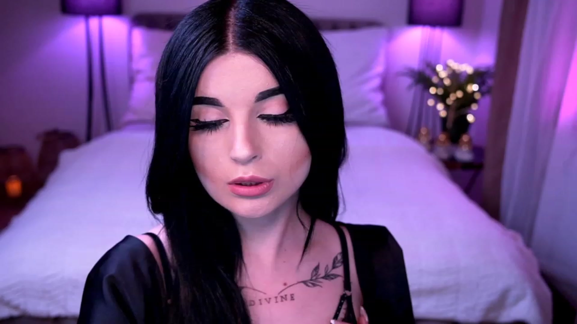 Gallery image thumbnail from Dolly_nn's myfreecams stream on, 04/27/2023, 17:50 image 1 of 20