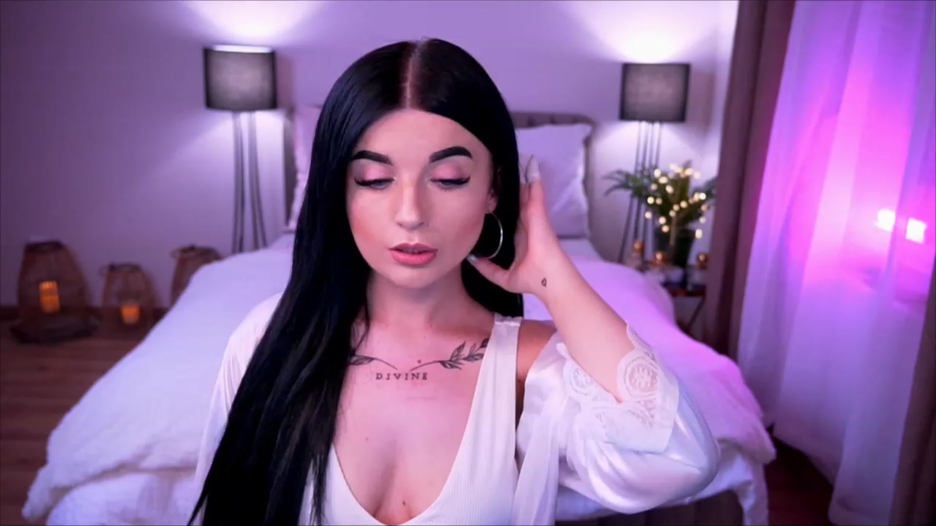 Gallery image thumbnail from Dolly_nn's myfreecams stream on, 05/03/2023, 18:28 image 2 of 20