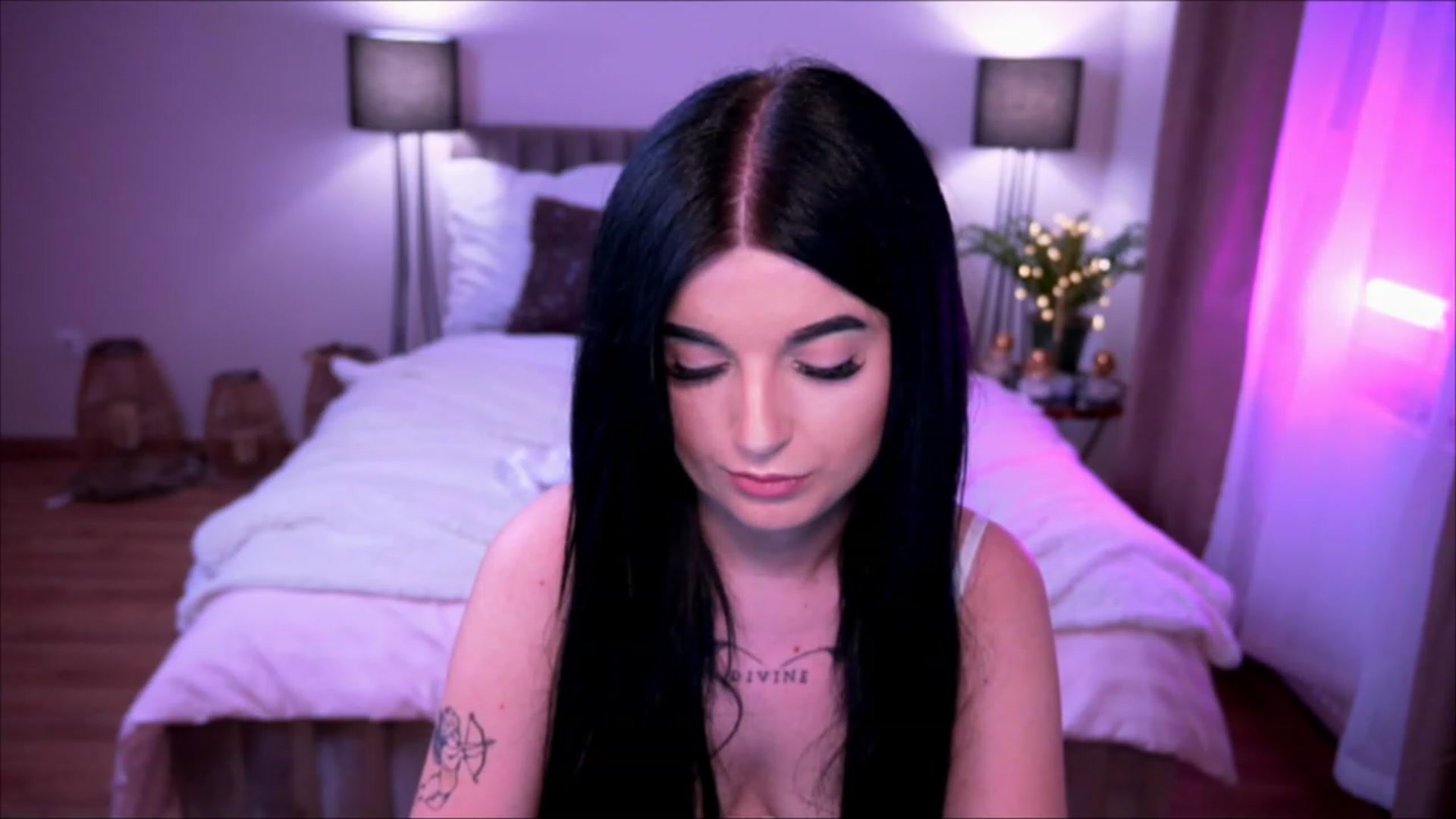 Gallery image thumbnail from Dolly_nn's myfreecams stream on, 05/05/2023, 12:31 image 15 of 20