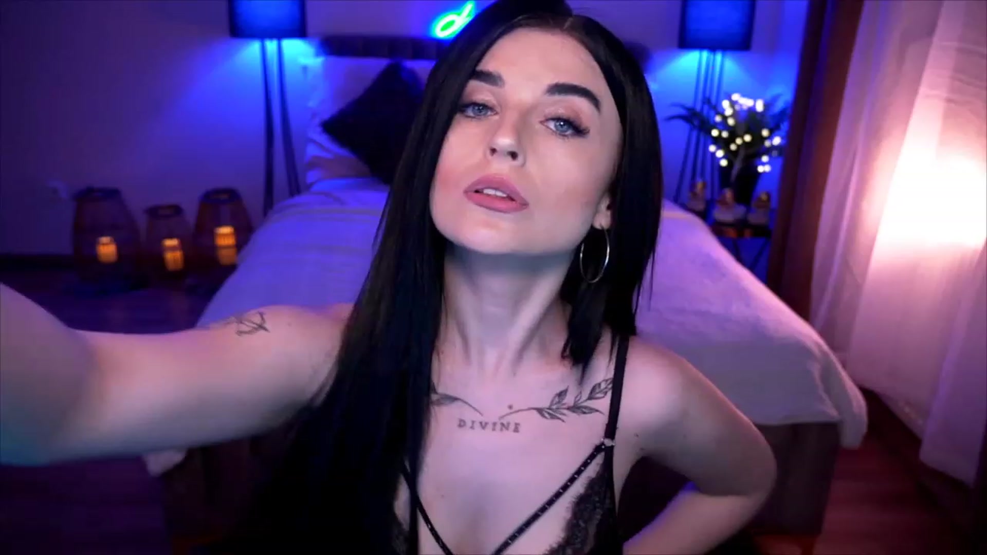 Gallery image thumbnail from Dolly_nn's myfreecams stream on, 05/14/2023, 18:03 image 4 of 20