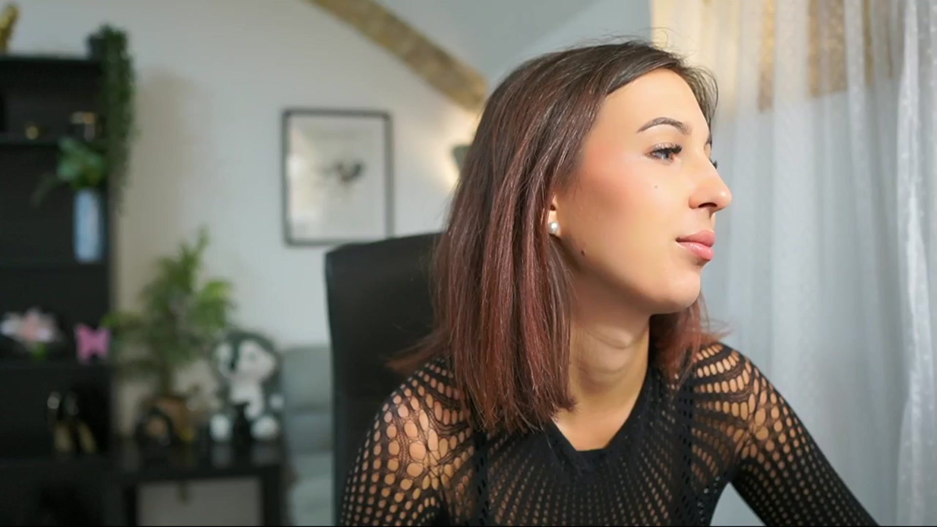 Gallery image thumbnail from Dollyvega69's myfreecams stream on, 07/22/2025, 13:38 image 13 of 20