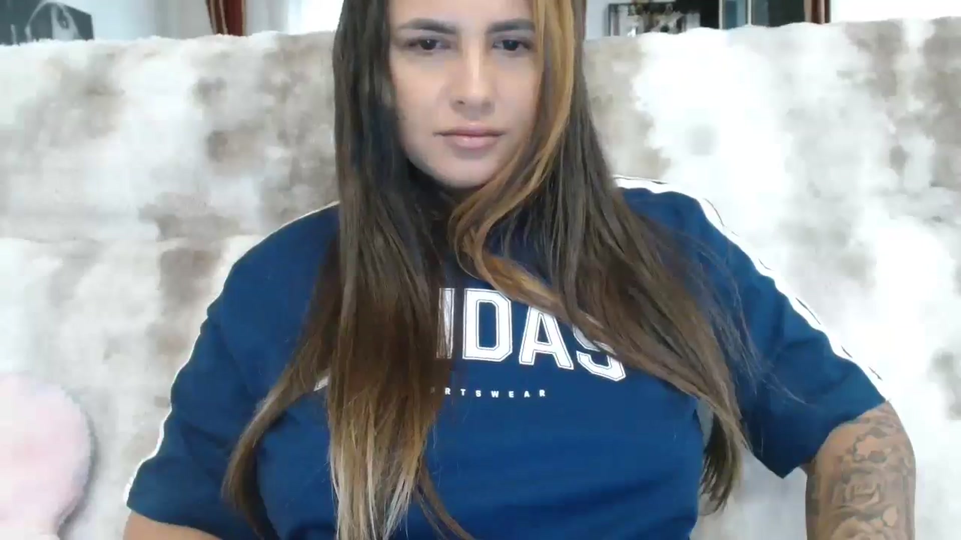 Gallery image thumbnail from DomDafina's myfreecams stream on, 08/25/2025, 09:11 image 15 of 20