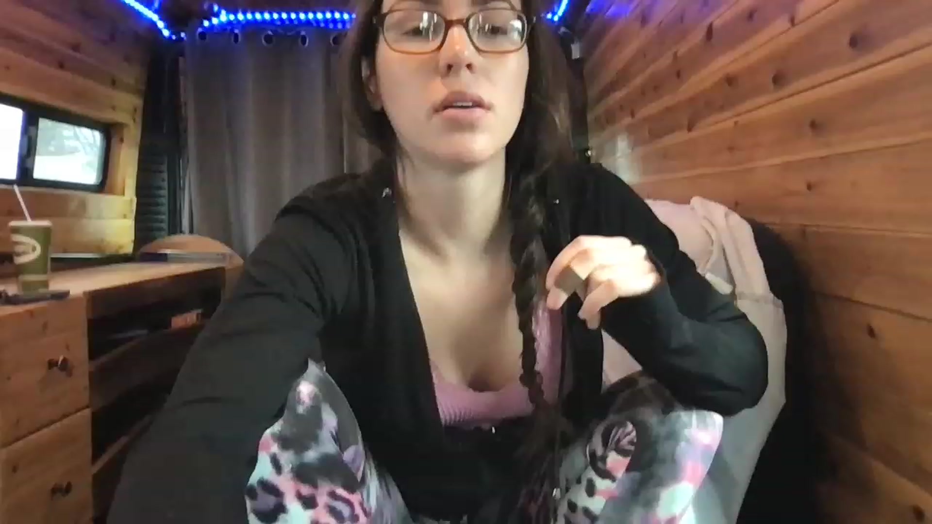 Gallery image thumbnail from DominatrixV's myfreecams stream on, 03/08/2023, 19:10 image 1 of 20