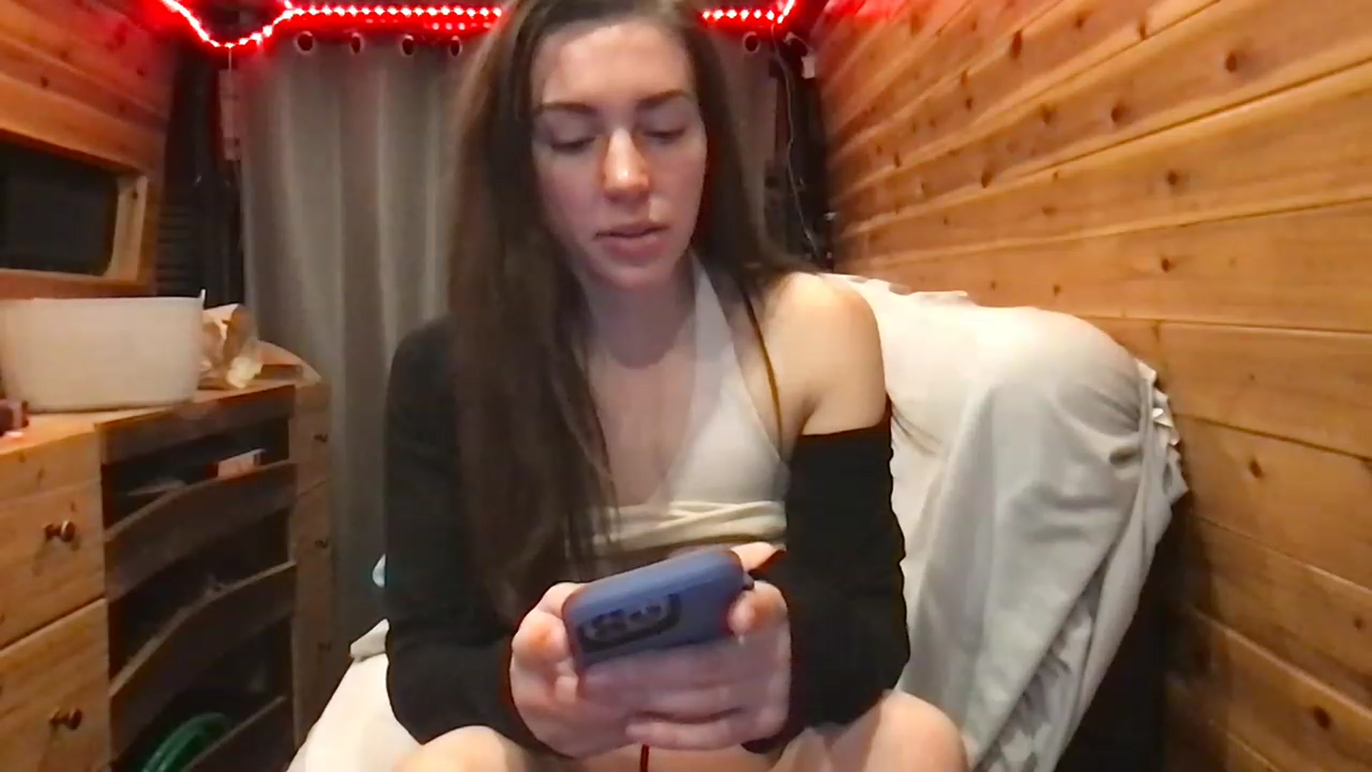 Gallery image thumbnail from DominatrixV's myfreecams stream on, 03/12/2023, 03:07 image 19 of 20