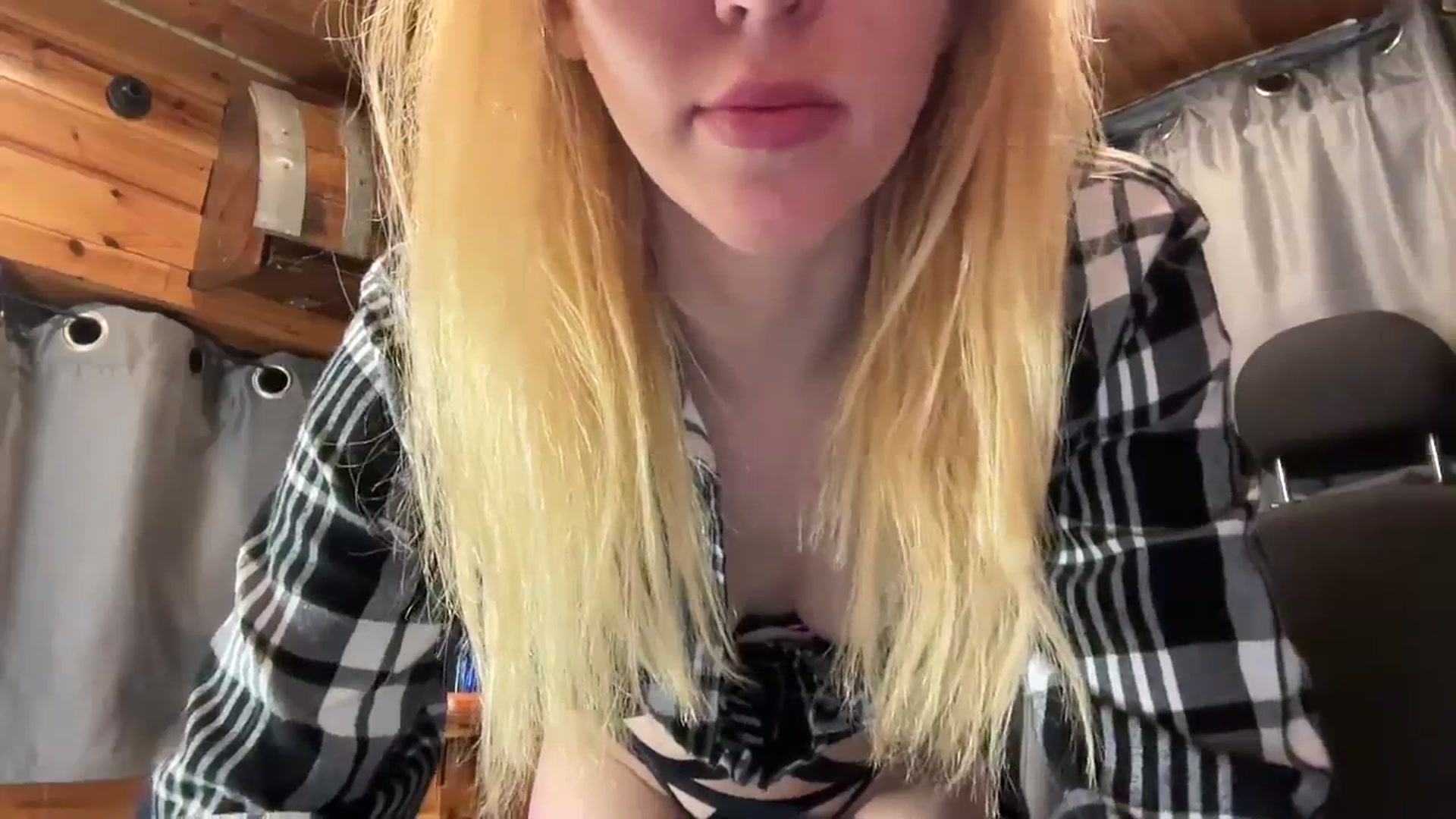 Gallery image thumbnail from DominatrixV's myfreecams stream on, 03/05/2024, 02:26 image 14 of 20