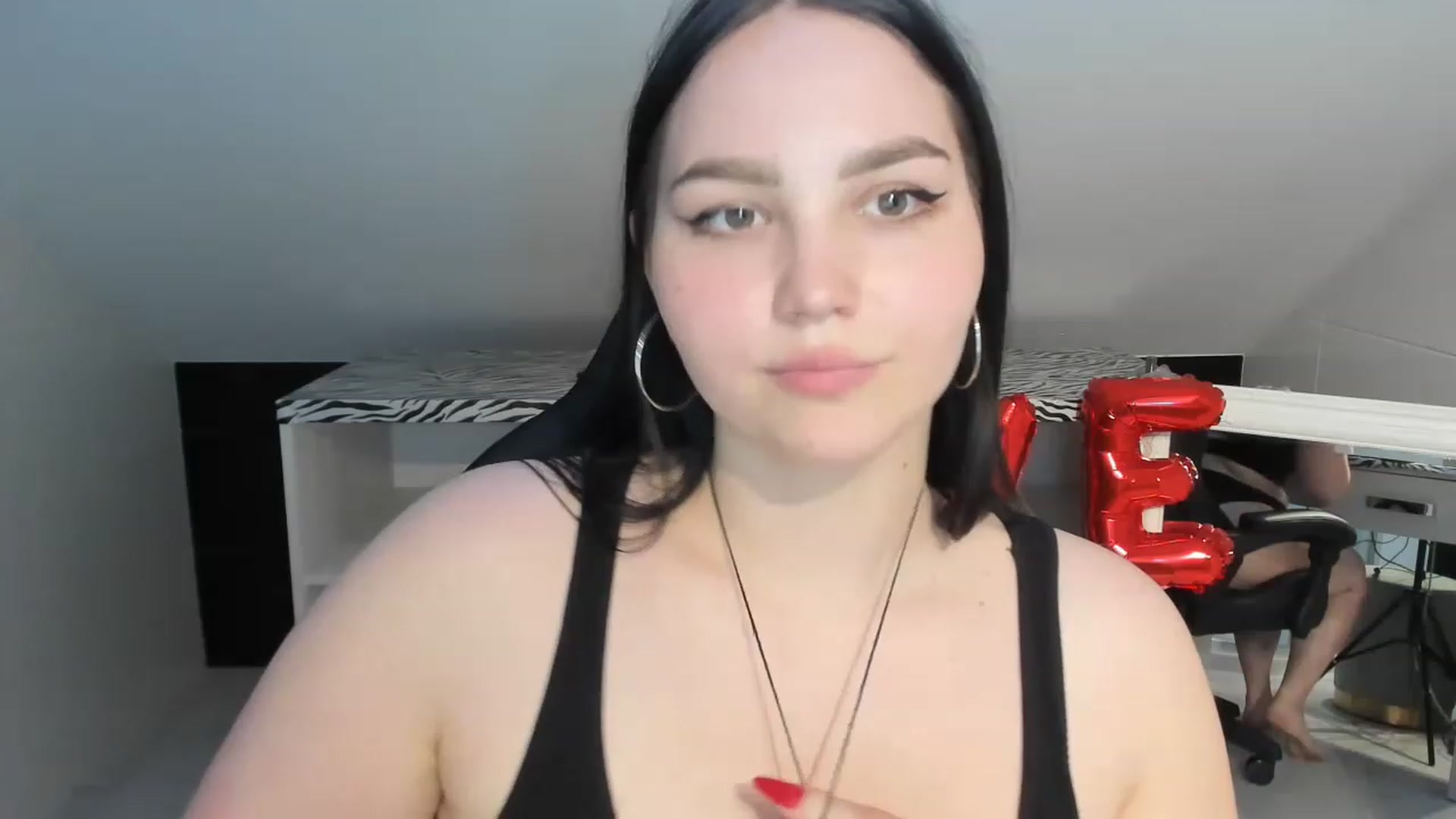Gallery image thumbnail from Dominikaas's myfreecams stream on, 06/08/2023, 19:52 image 2 of 20