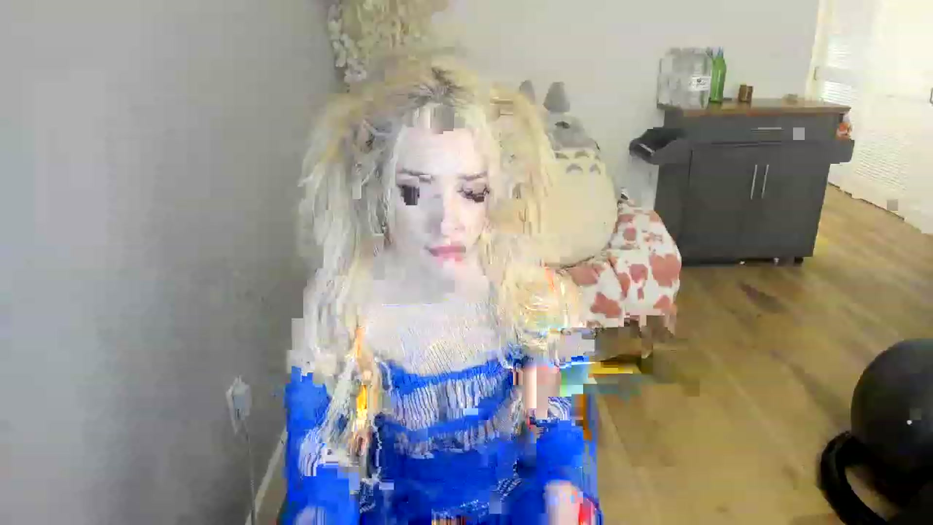 Gallery image thumbnail from DommeMilk's myfreecams stream on, 12/20/2022, 07:06 image 15 of 20