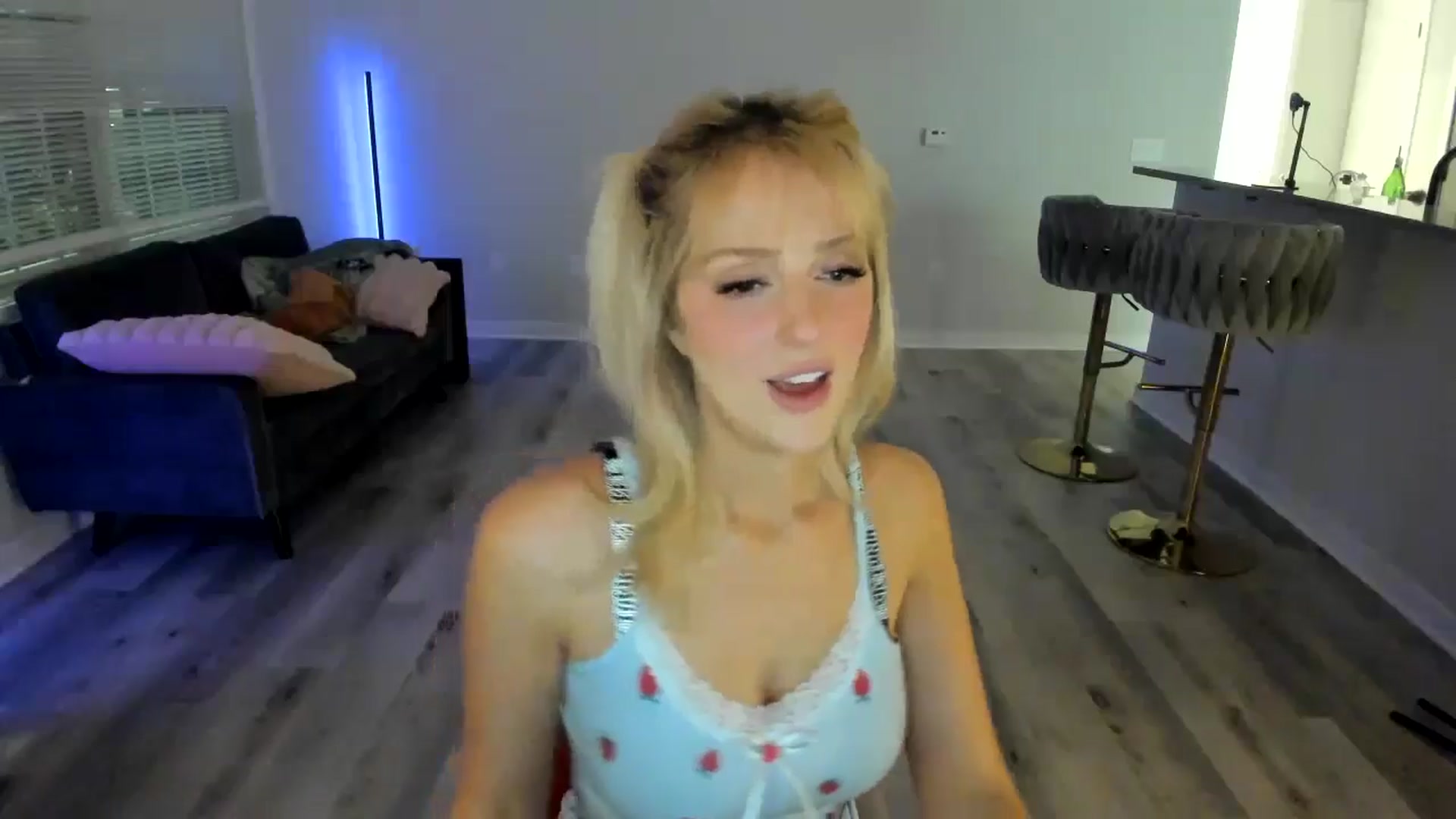 Gallery image thumbnail from DommeYourDad's myfreecams stream on, 11/04/2024, 05:29 image 12 of 20