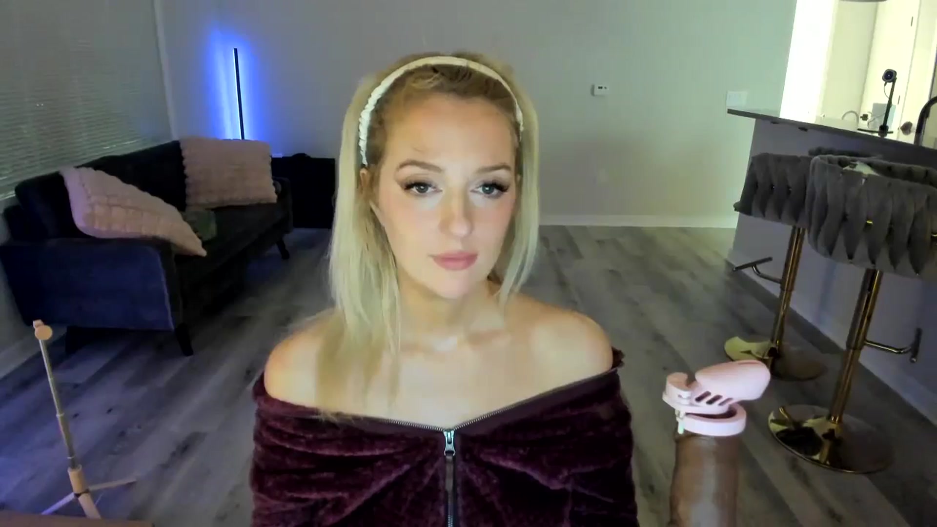 Gallery image thumbnail from DommeYourMom's myfreecams stream on, 10/10/2024, 09:55 image 13 of 20