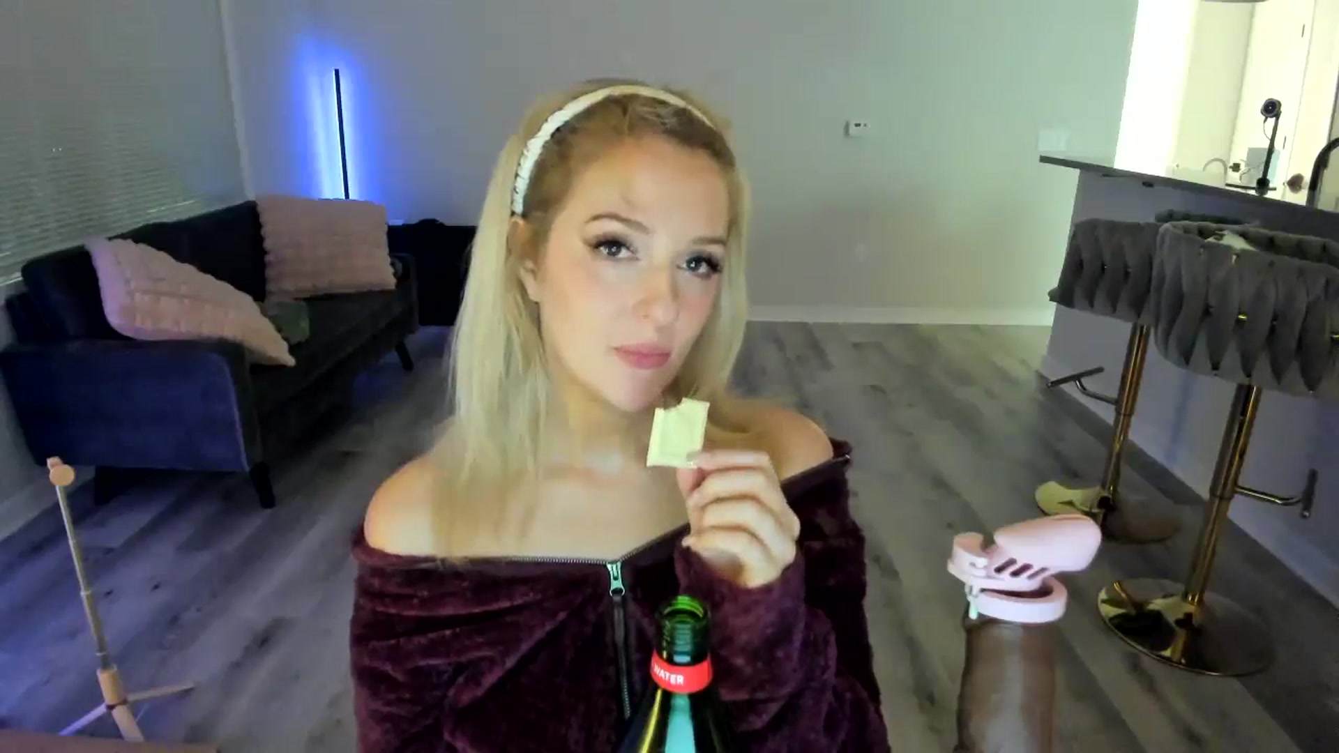 Gallery image thumbnail from DommeYourMom's myfreecams stream on, 10/10/2024, 10:15 image 2 of 20