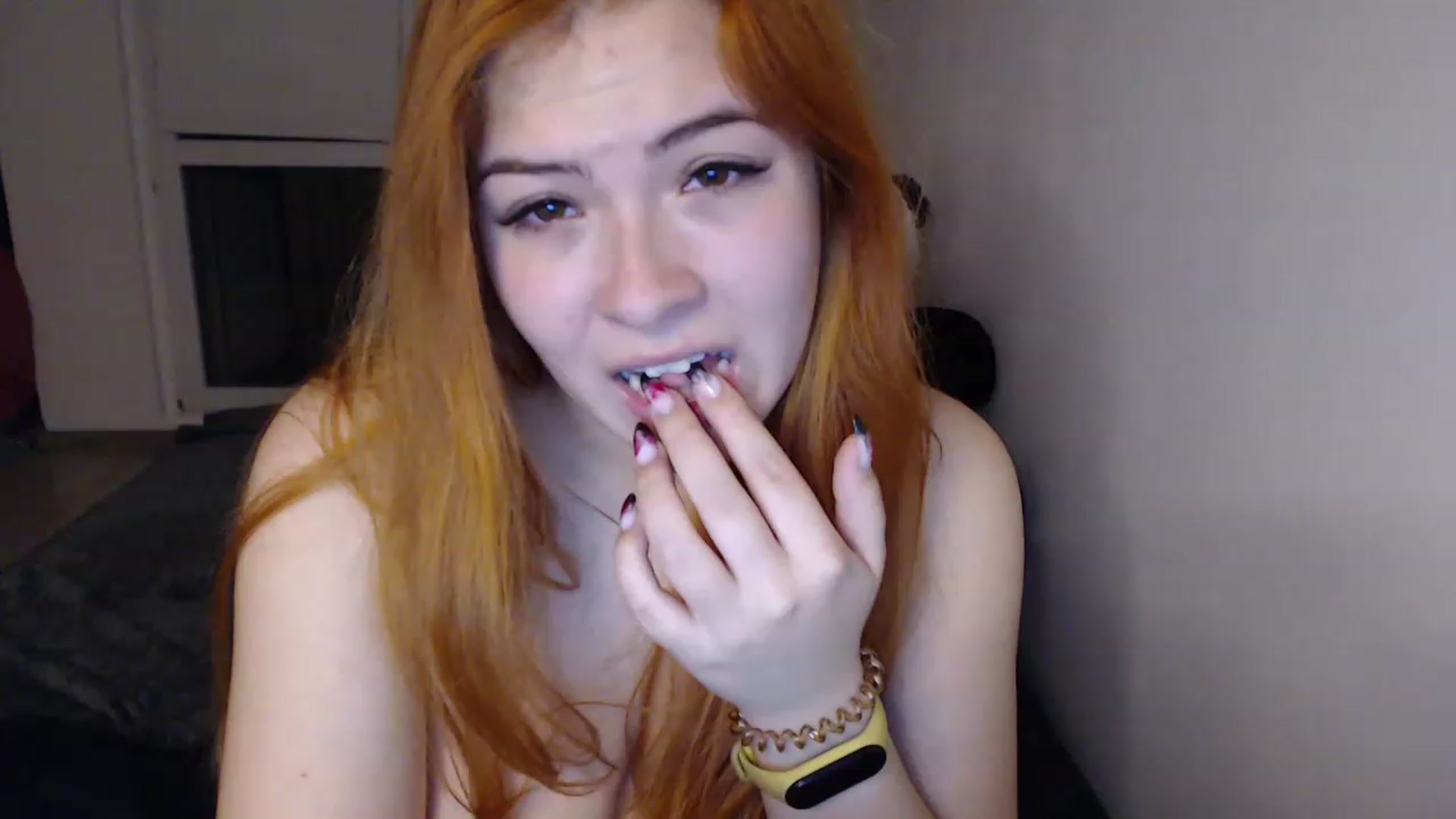 Gallery image thumbnail from DonnaDixxon's myfreecams stream on, 11/15/2022, 01:47 image 12 of 20