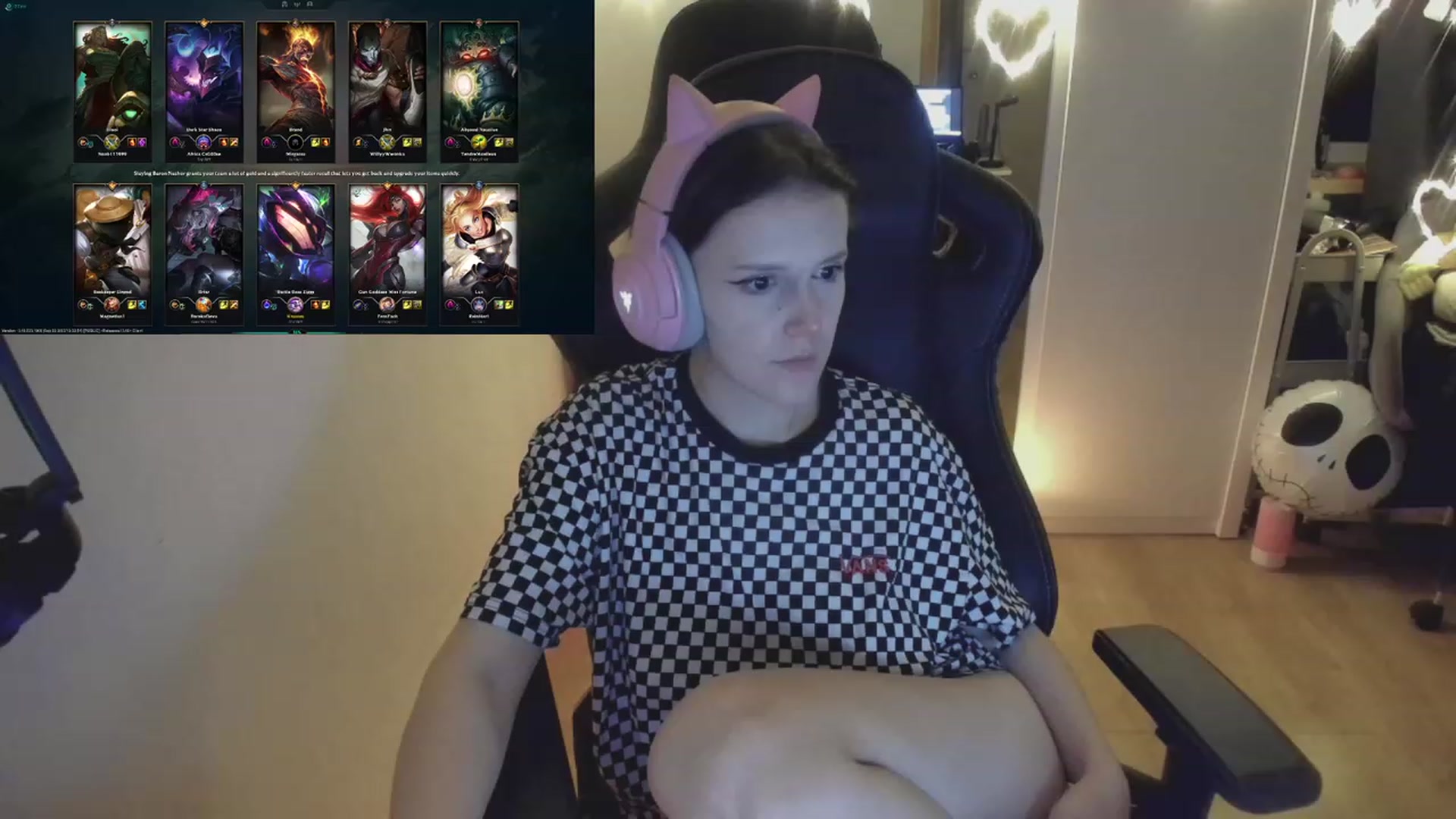 Gallery image thumbnail from DontCumOnMe's myfreecams stream on, 09/28/2023, 24:55 image 13 of 20