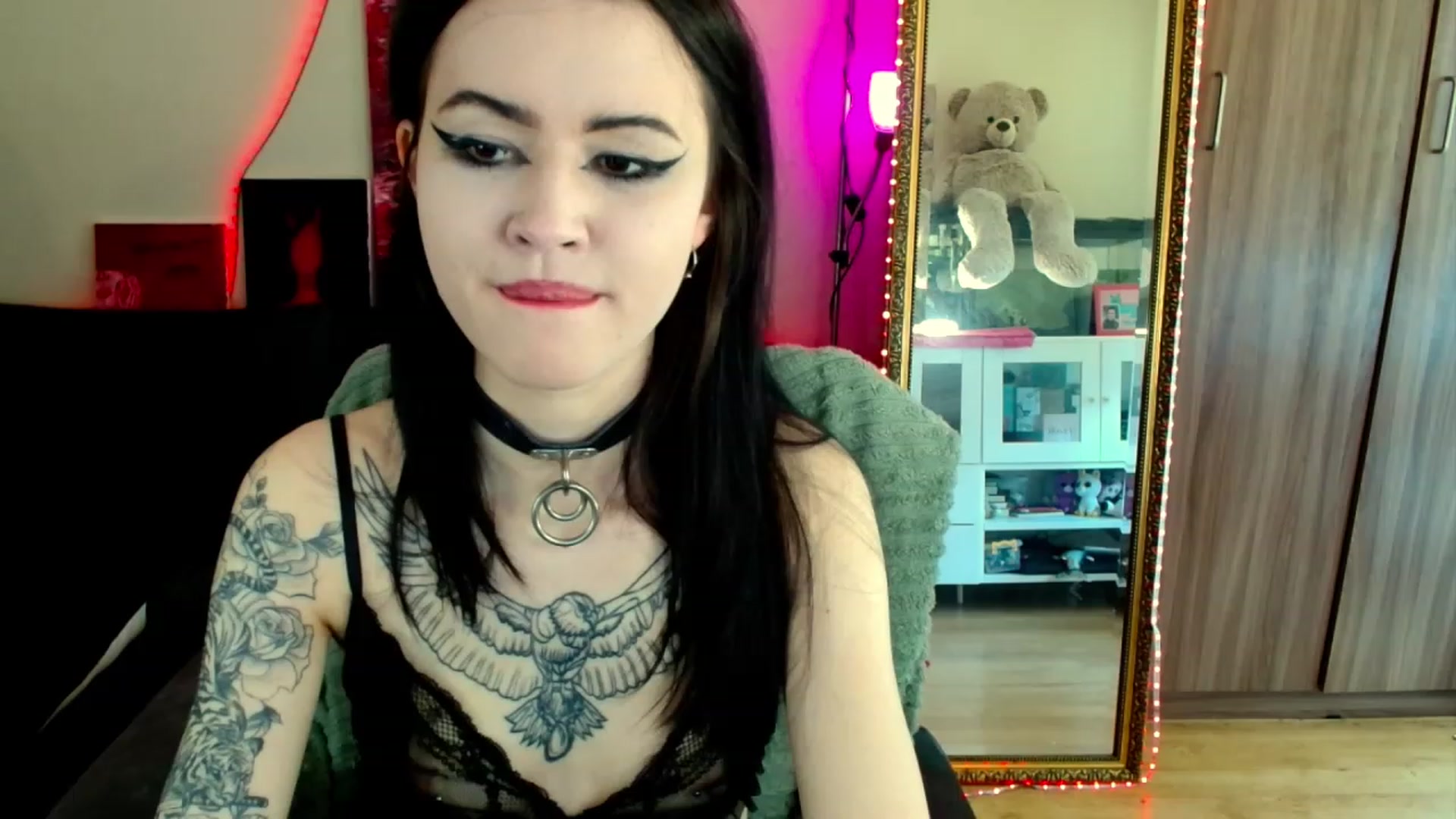 Gallery image thumbnail from Dora_autumn_'s myfreecams stream on, 04/23/2023, 10:48 image 10 of 20