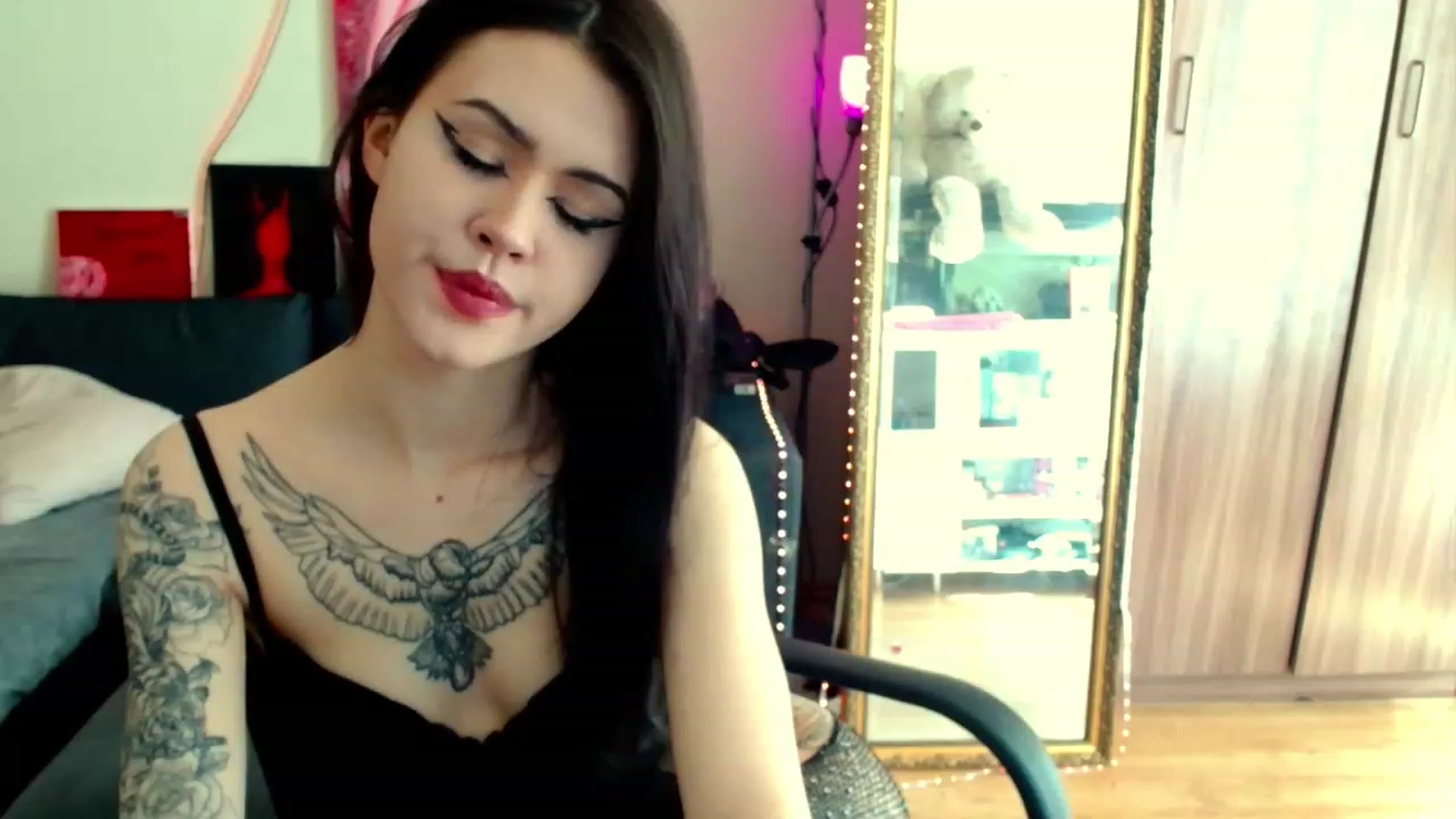Gallery image thumbnail from Dora_autumn_'s myfreecams stream on, 04/25/2023, 07:39 image 12 of 20