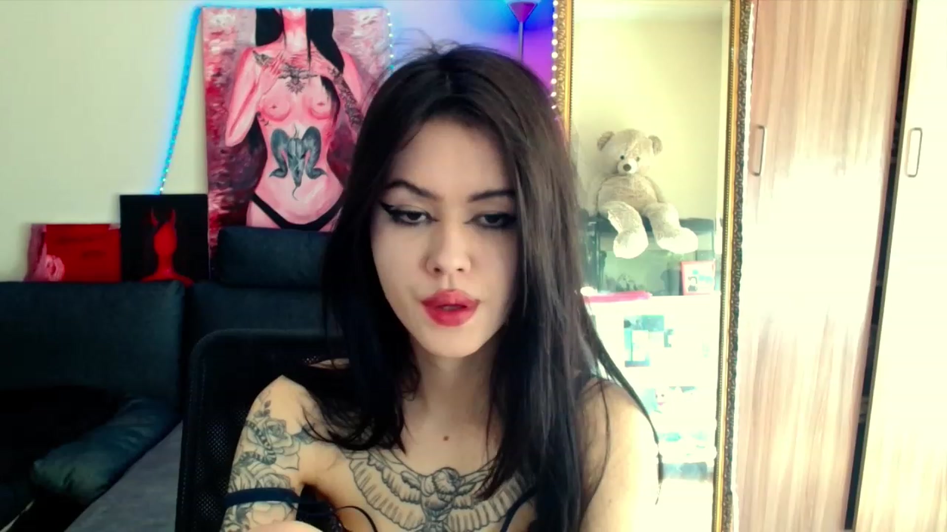 Gallery image thumbnail from Dora_autumn_'s myfreecams stream on, 05/02/2023, 07:33 image 7 of 20