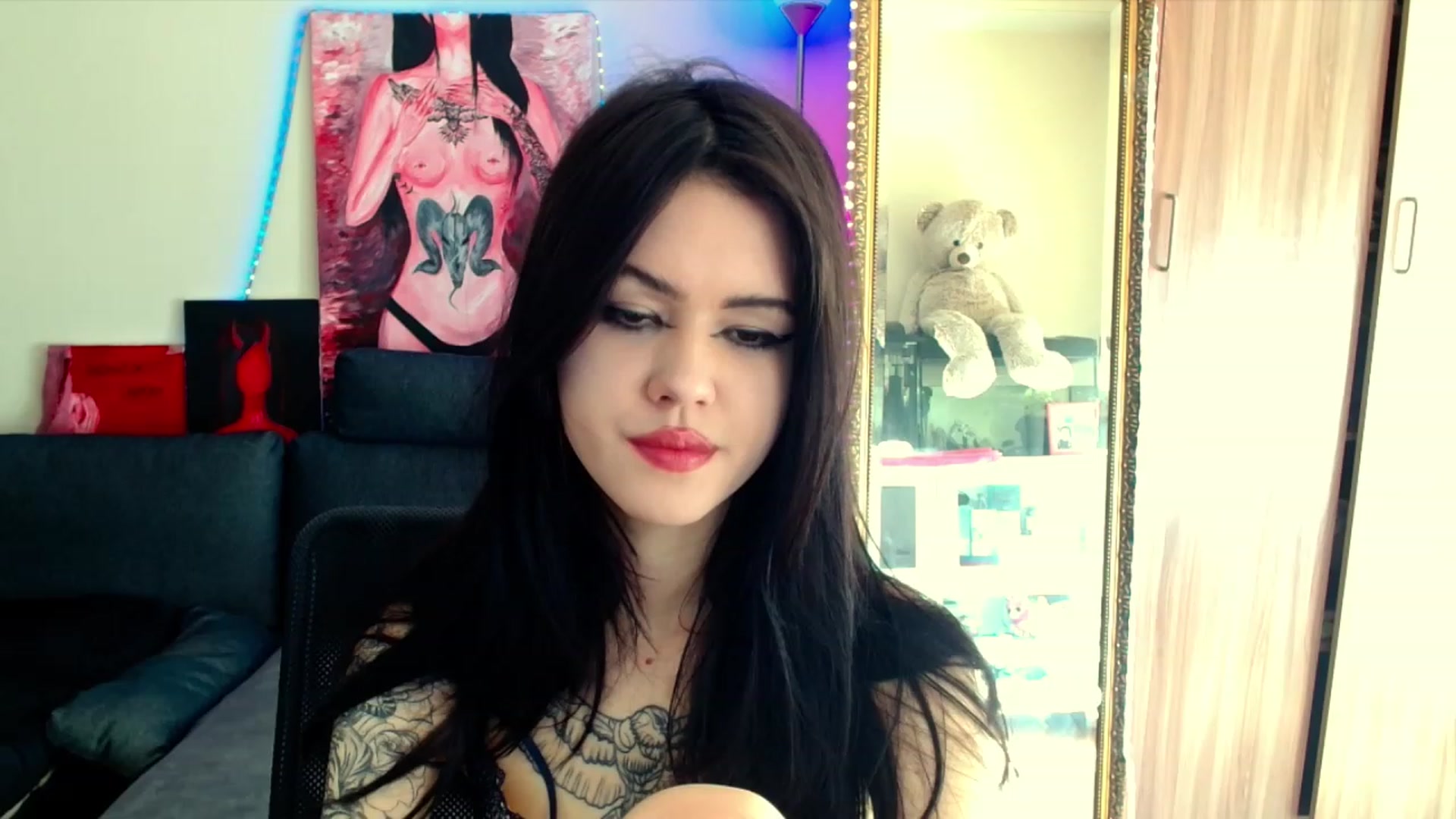 Gallery image thumbnail from Dora_autumn_'s myfreecams stream on, 05/02/2023, 07:33 image 13 of 20