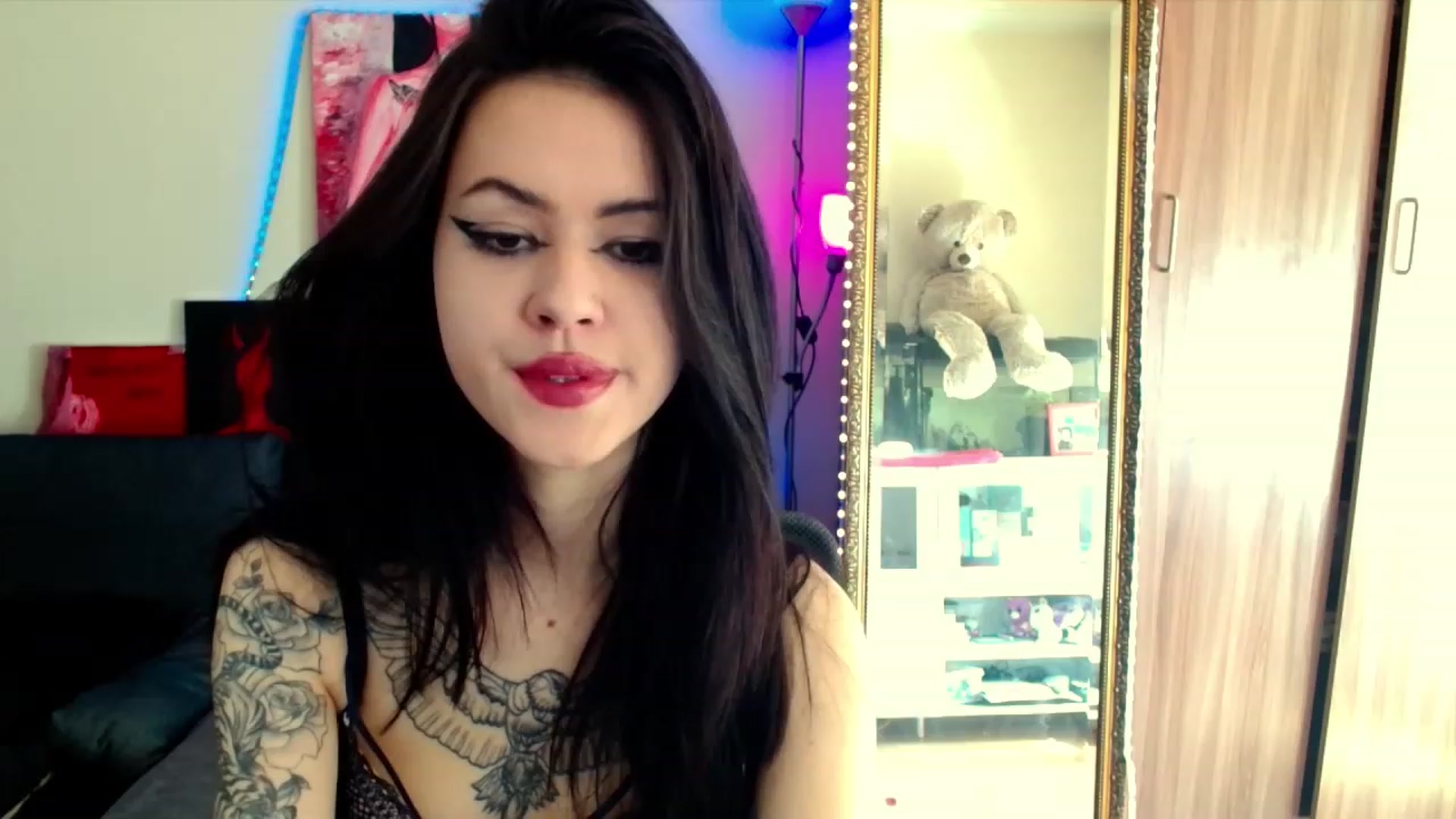 Gallery image thumbnail from Dora_autumn_'s myfreecams stream on, 05/02/2023, 07:50 image 11 of 20