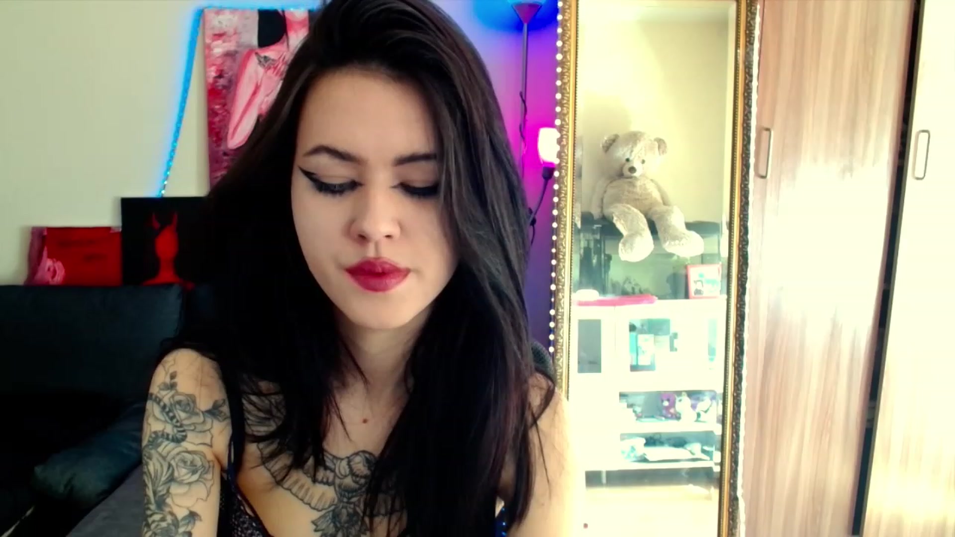 Gallery image thumbnail from Dora_autumn_'s myfreecams stream on, 05/02/2023, 07:50 image 13 of 20