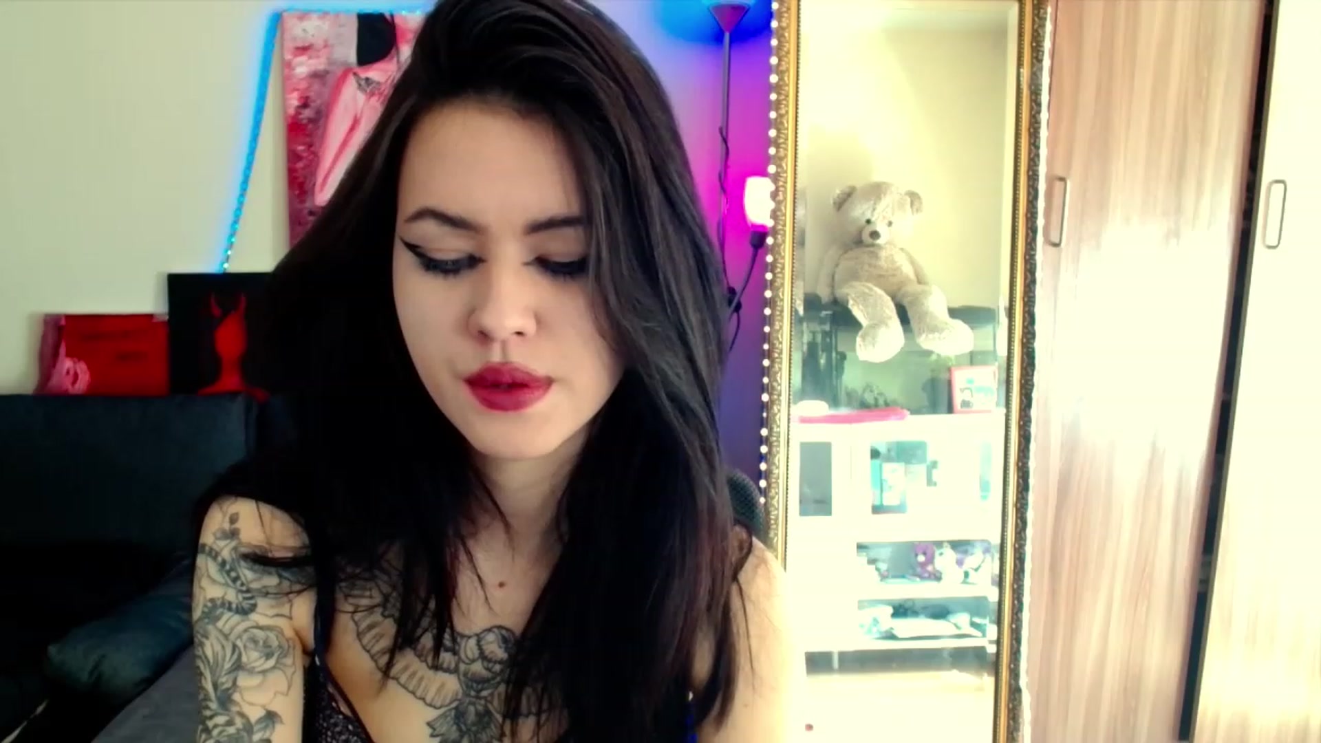 Gallery image thumbnail from Dora_autumn_'s myfreecams stream on, 05/02/2023, 07:50 image 12 of 20