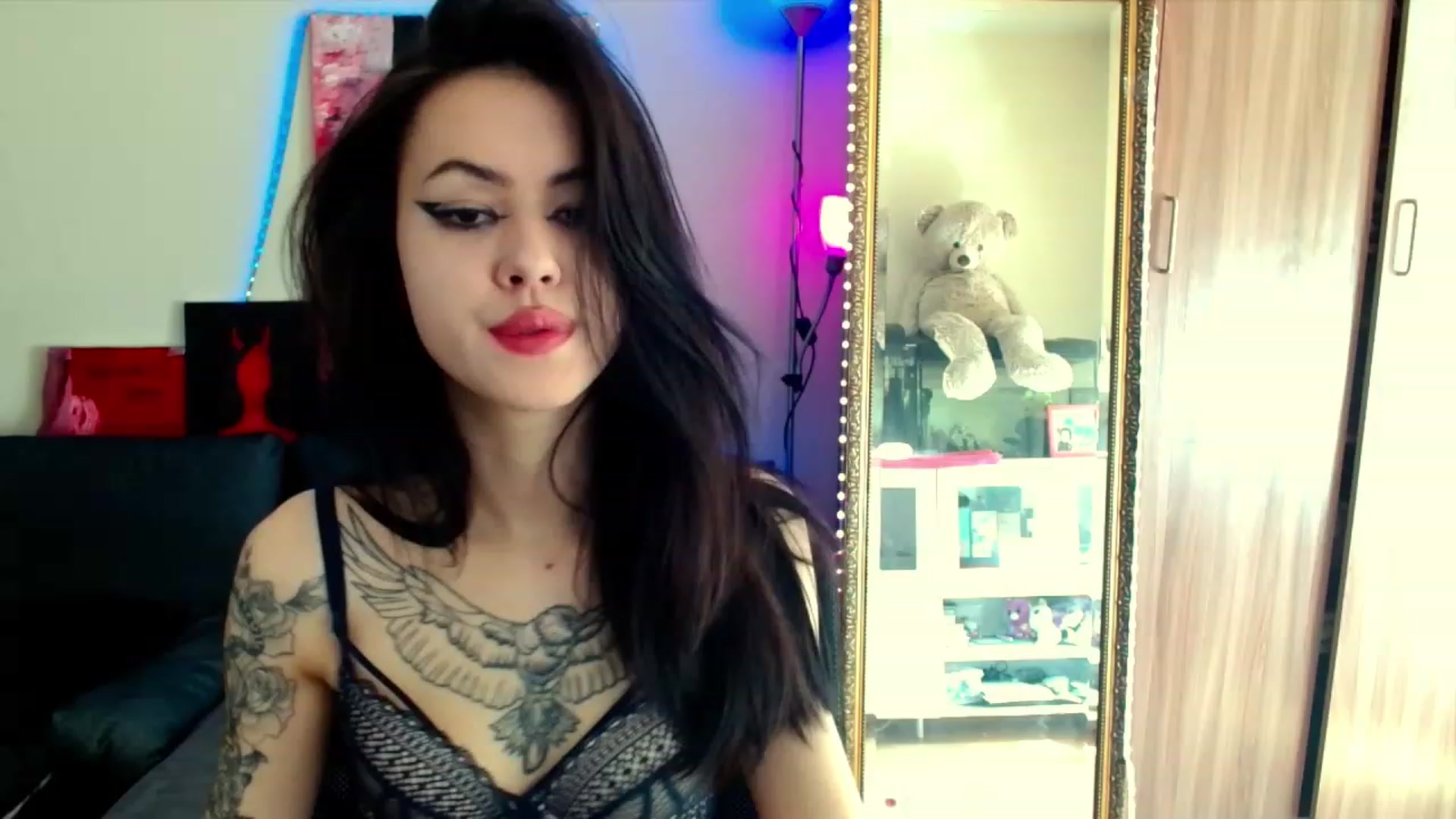 Gallery image thumbnail from Dora_autumn_'s myfreecams stream on, 05/02/2023, 07:50 image 8 of 20