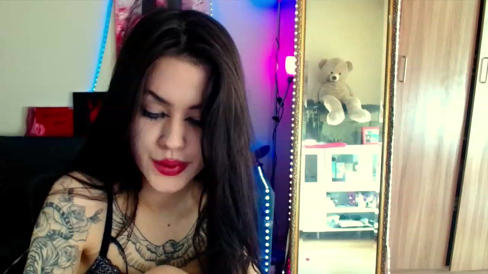 Gallery image thumbnail from Dora_autumn_'s myfreecams stream on, 05/02/2023, 09:02 image 14 of 20