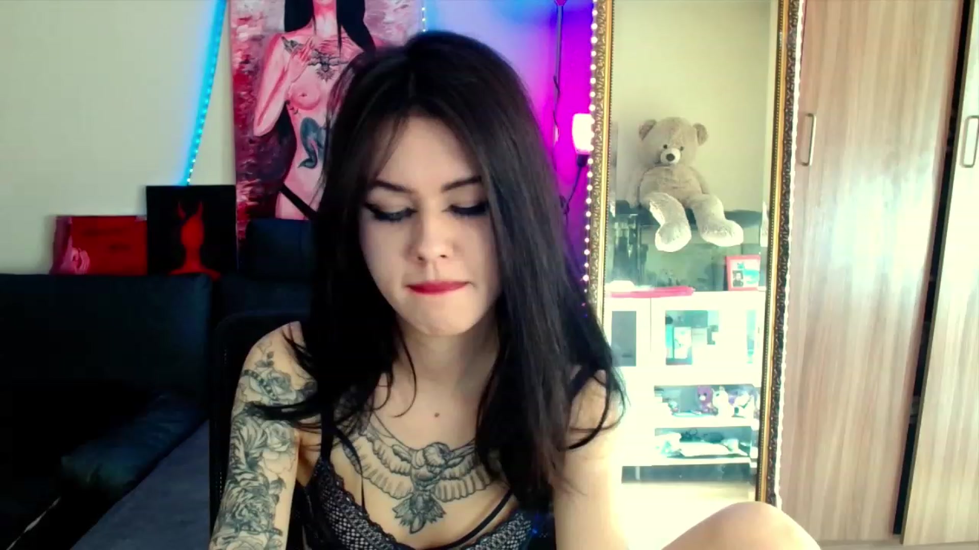 Gallery image thumbnail from Dora_autumn_'s myfreecams stream on, 05/02/2023, 09:02 image 8 of 20
