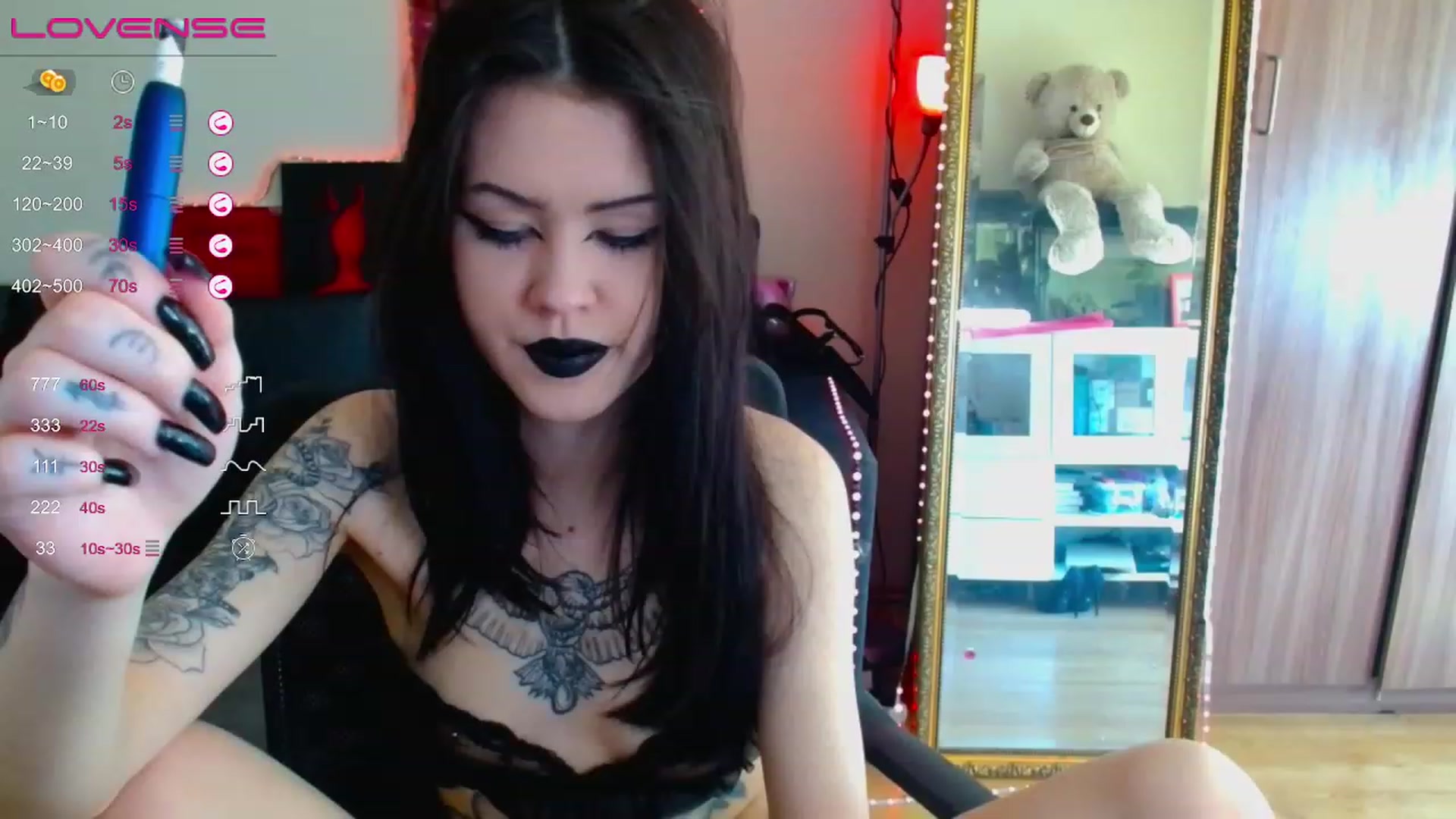 Gallery image thumbnail from Dora_autumn_'s myfreecams stream on, 05/15/2023, 08:09 image 14 of 20