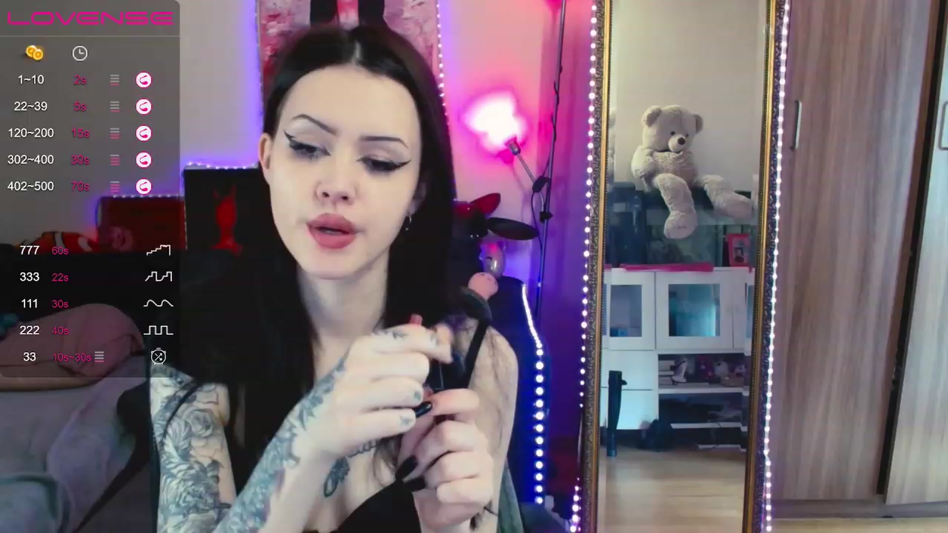 Gallery image thumbnail from Dora_autumn_'s myfreecams stream on, 06/01/2023, 10:36 image 5 of 20