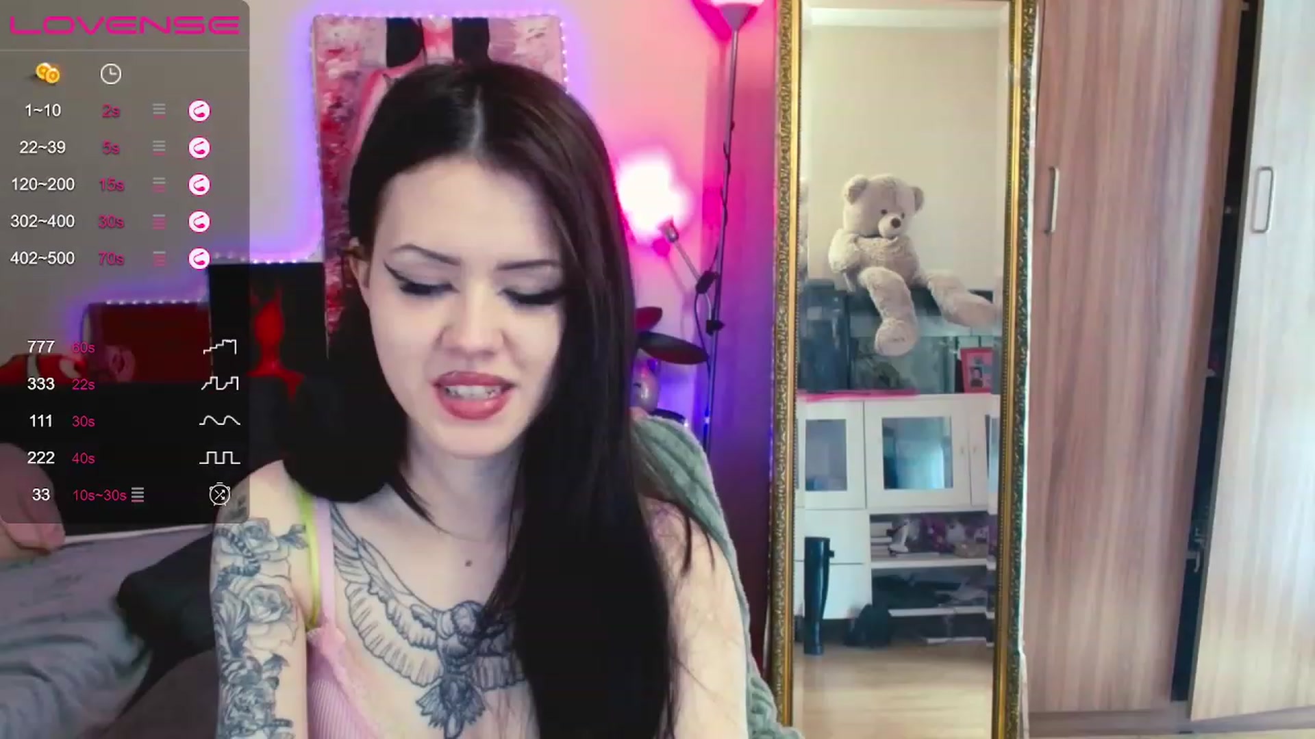 Gallery image thumbnail from Dora_autumn_'s myfreecams stream on, 06/02/2023, 10:36 image 11 of 20