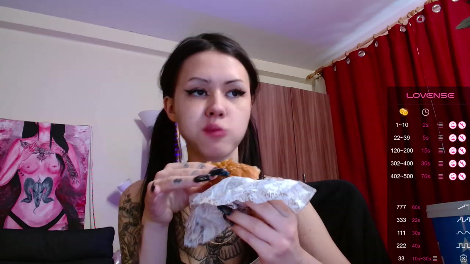 Gallery image thumbnail from Dora_autumn_'s myfreecams stream on, 10/02/2023, 10:10 image 3 of 20