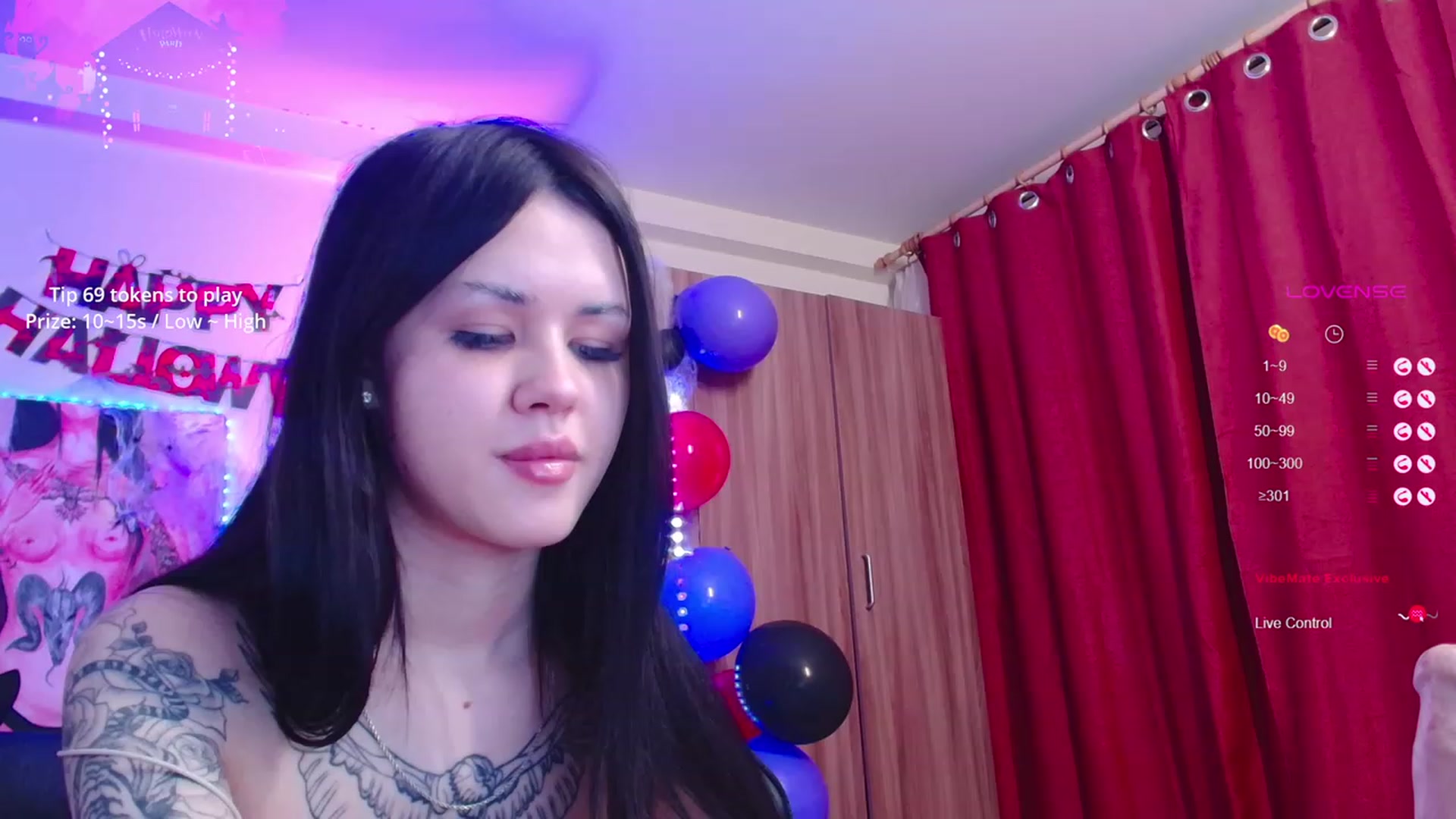Gallery image thumbnail from Dora_autumn_'s myfreecams stream on, 10/31/2023, 18:41 image 4 of 20