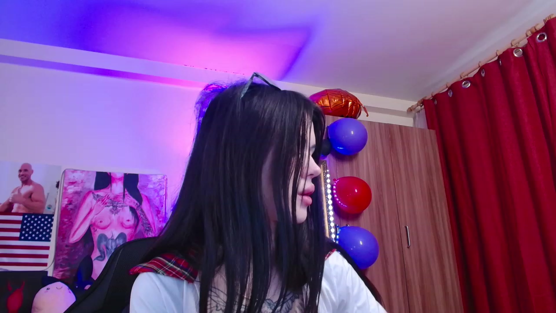 Gallery image thumbnail from Dora_autumn_'s myfreecams stream on, 11/03/2023, 07:46 image 3 of 20