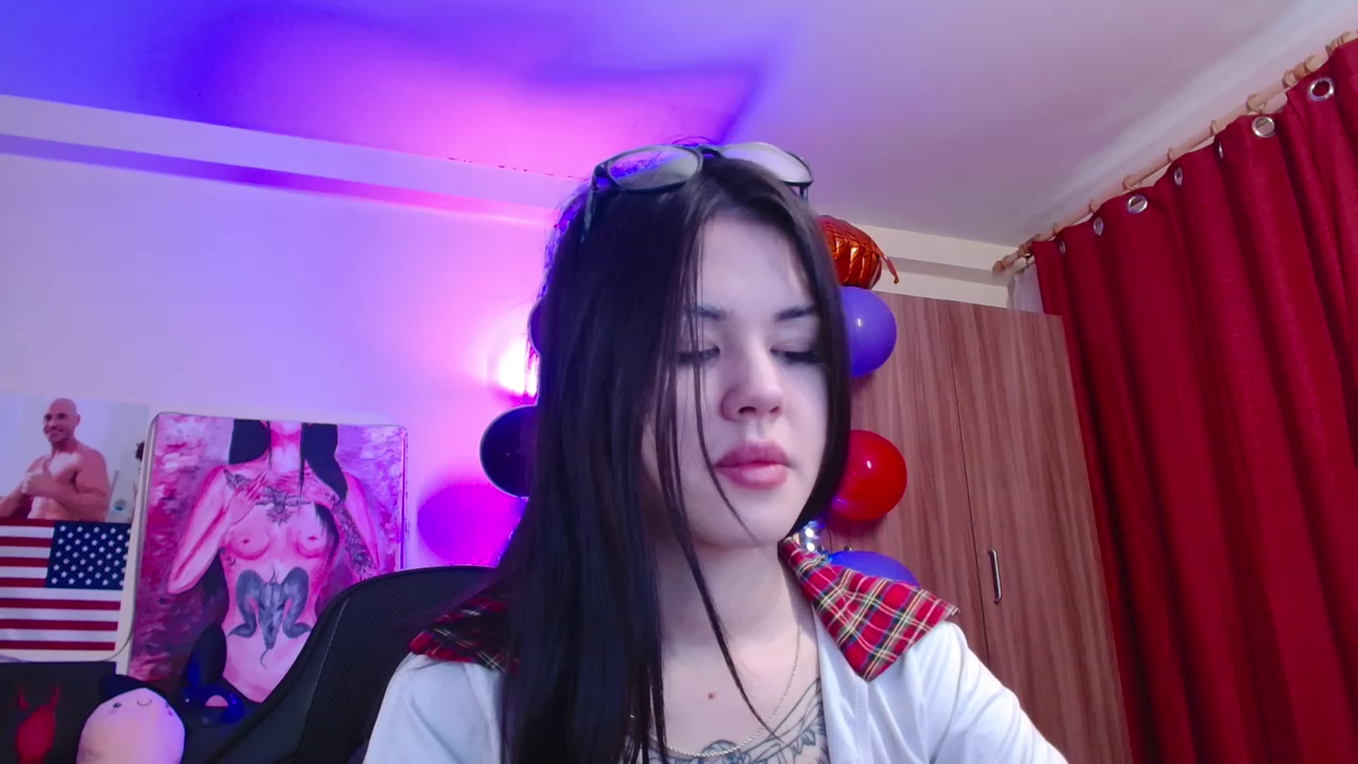 Gallery image thumbnail from Dora_autumn_'s myfreecams stream on, 11/03/2023, 07:46 image 9 of 20