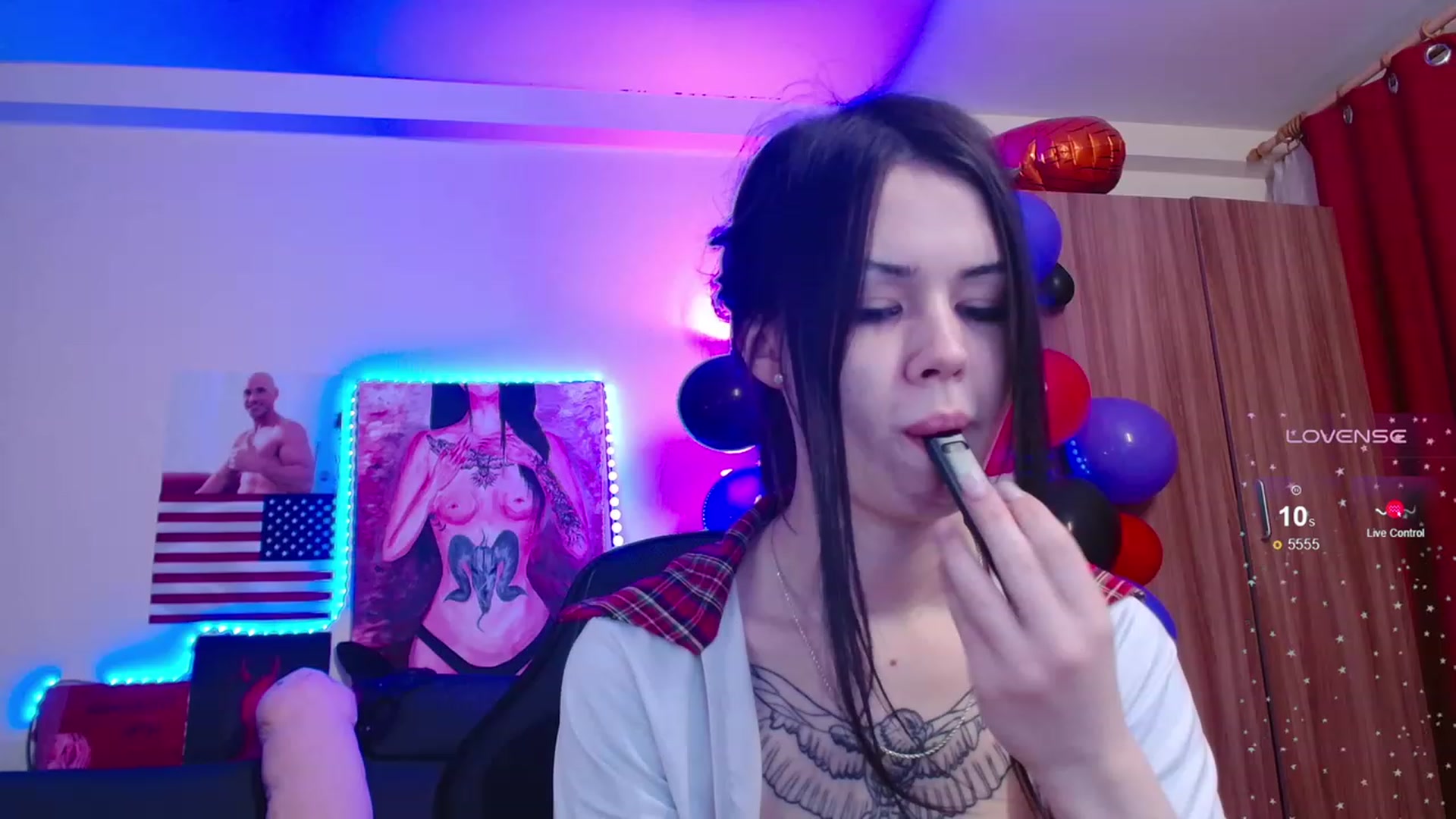 Gallery image thumbnail from Dora_autumn_'s myfreecams stream on, 11/13/2023, 08:08 image 19 of 20
