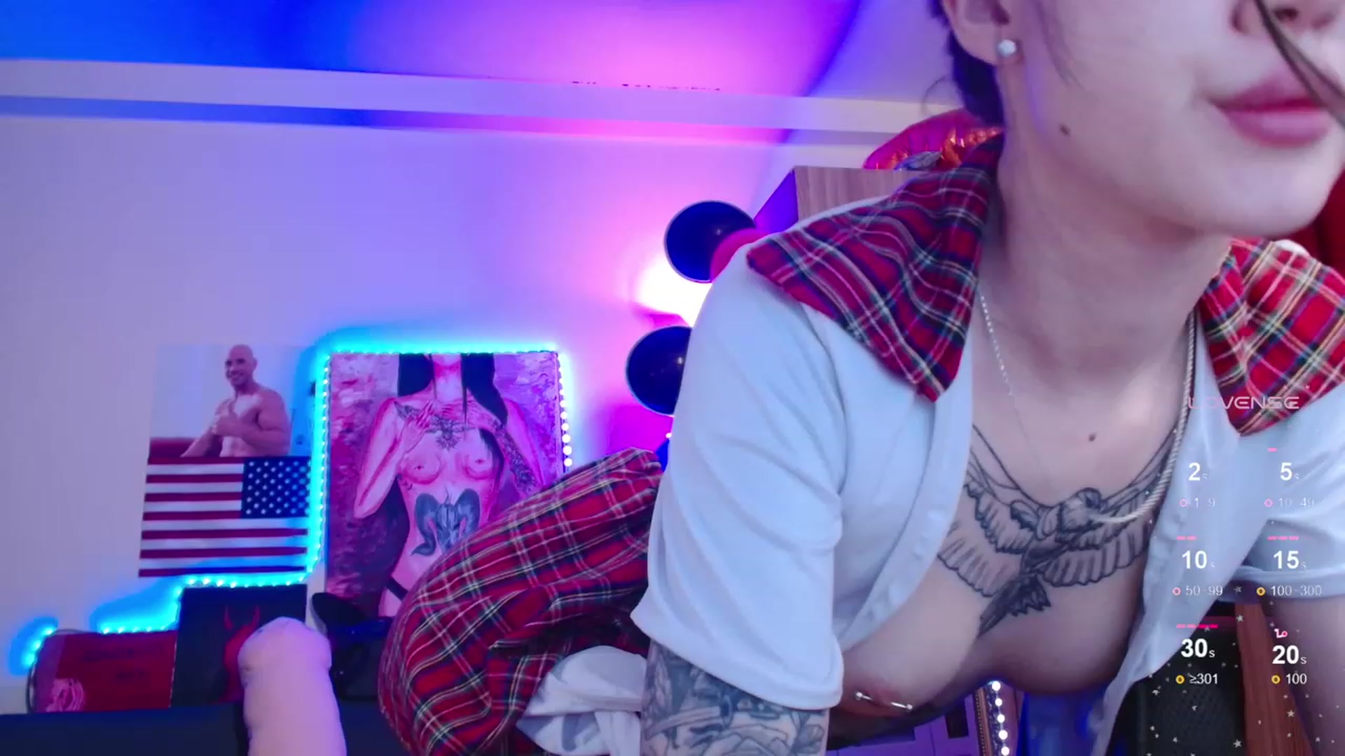 Gallery image thumbnail from Dora_autumn_'s myfreecams stream on, 11/13/2023, 09:19 image 8 of 20