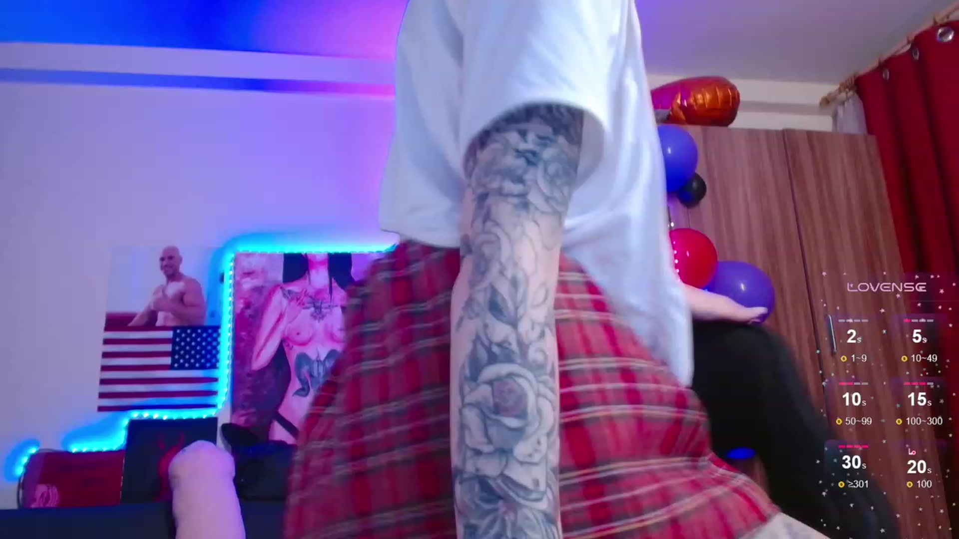 Gallery image thumbnail from Dora_autumn_'s myfreecams stream on, 11/13/2023, 09:19 image 17 of 20